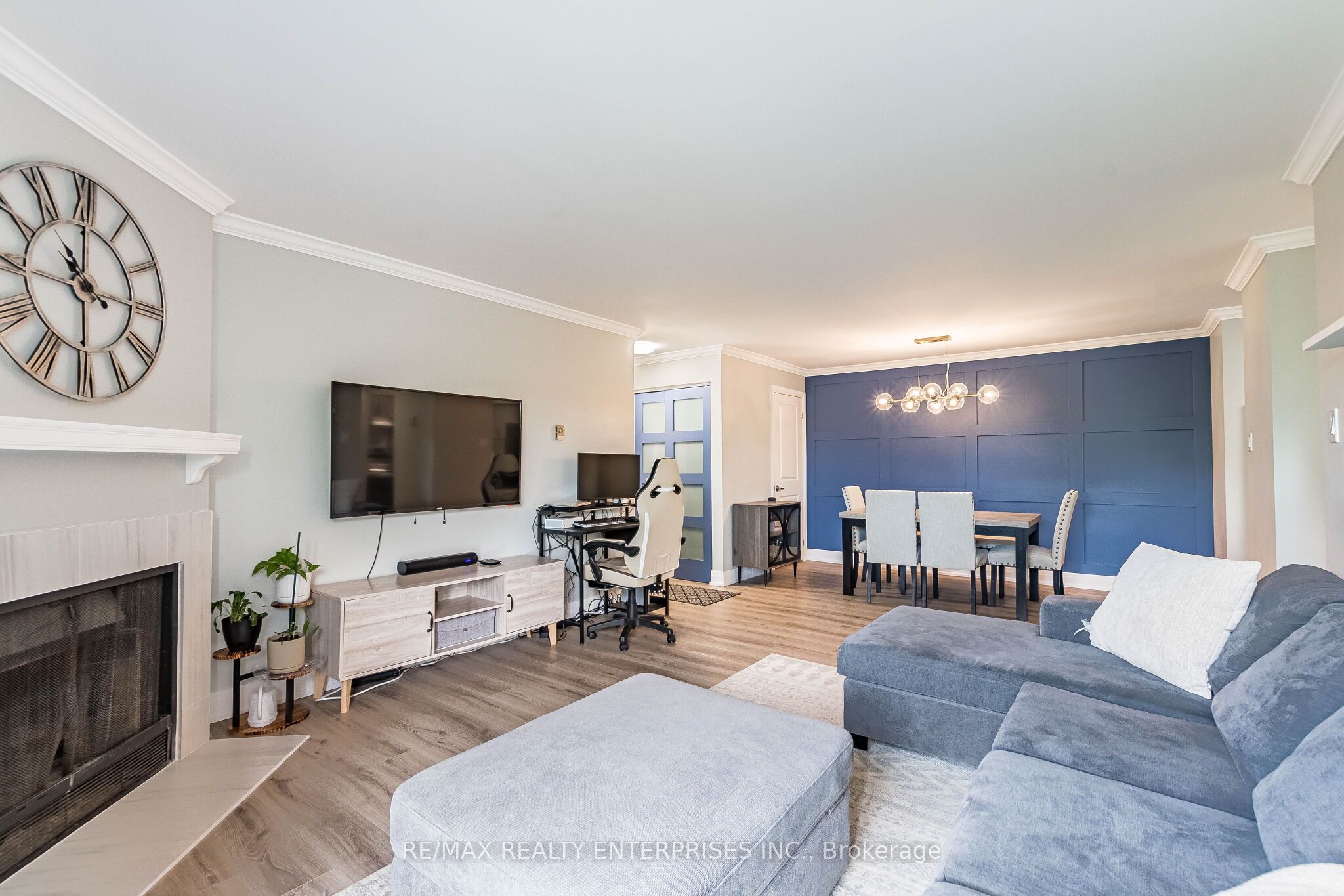 1508 Pilgrims Way 832, Oakville, ON L6M 3H1