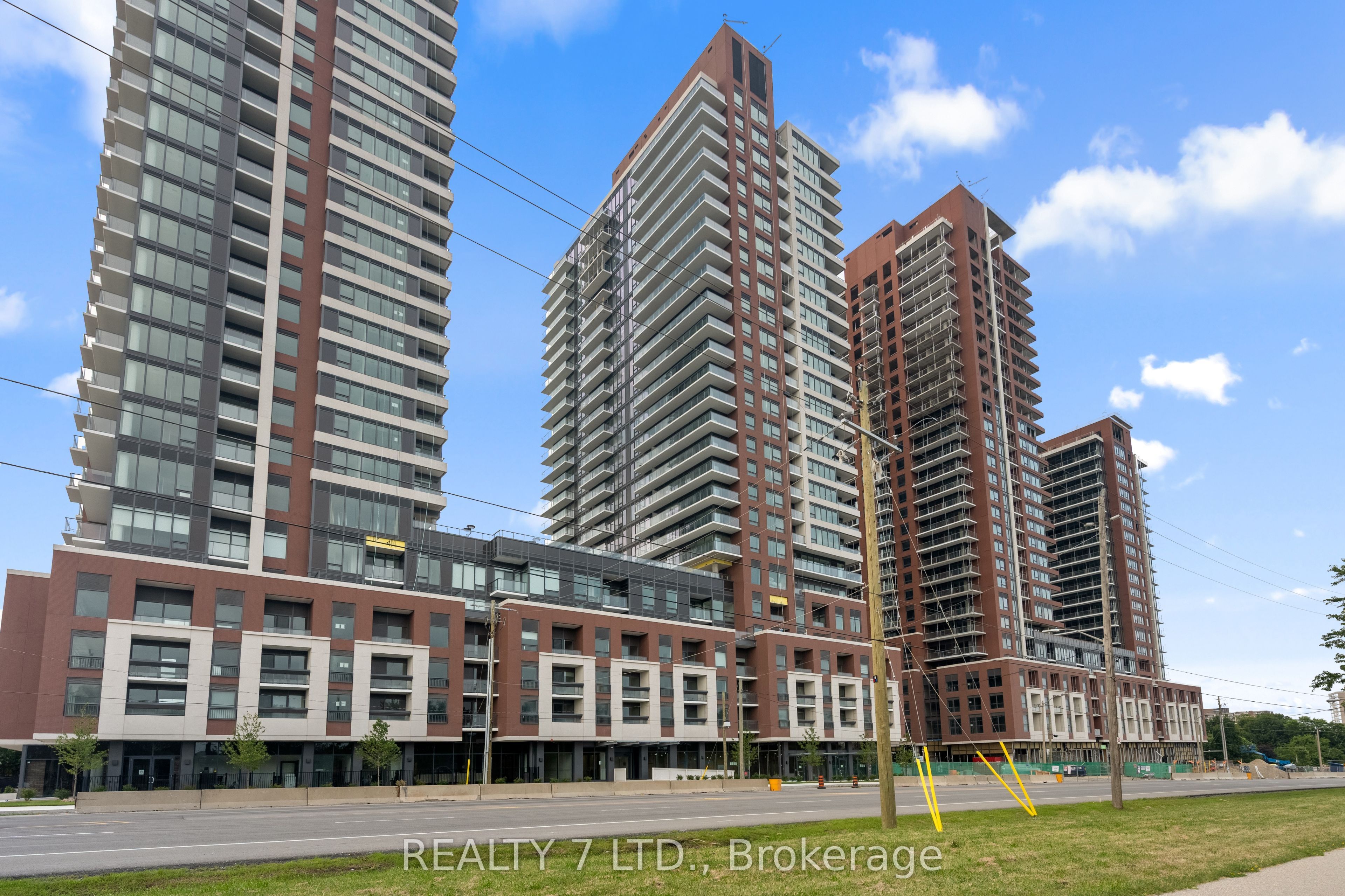 4010 Eglinton Avenue 708, Toronto, ON M9A 0G5 photo 3