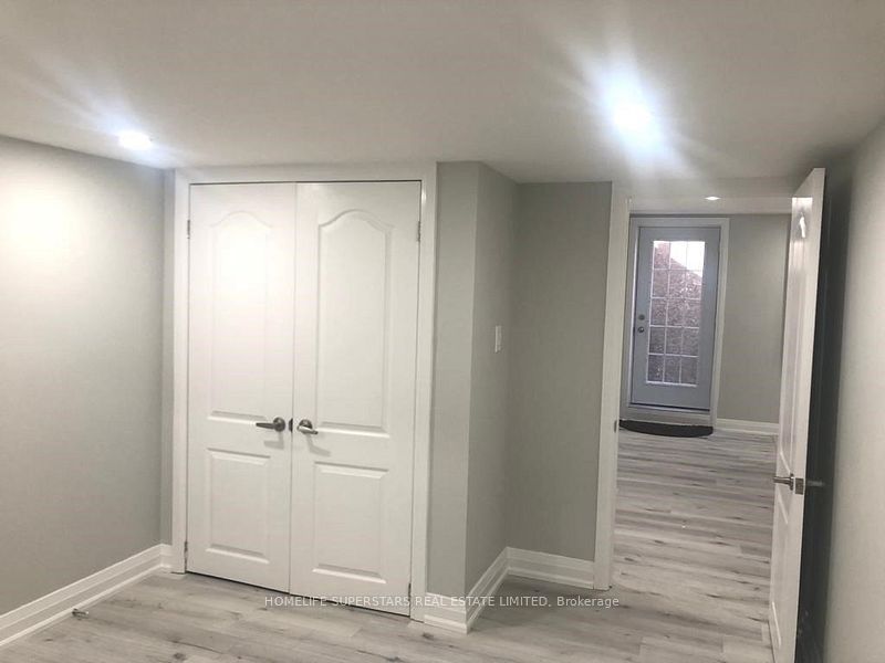 31 Lexington Road N/A Basement Apartment, Brampton, ON L6P 2A9 photo 5