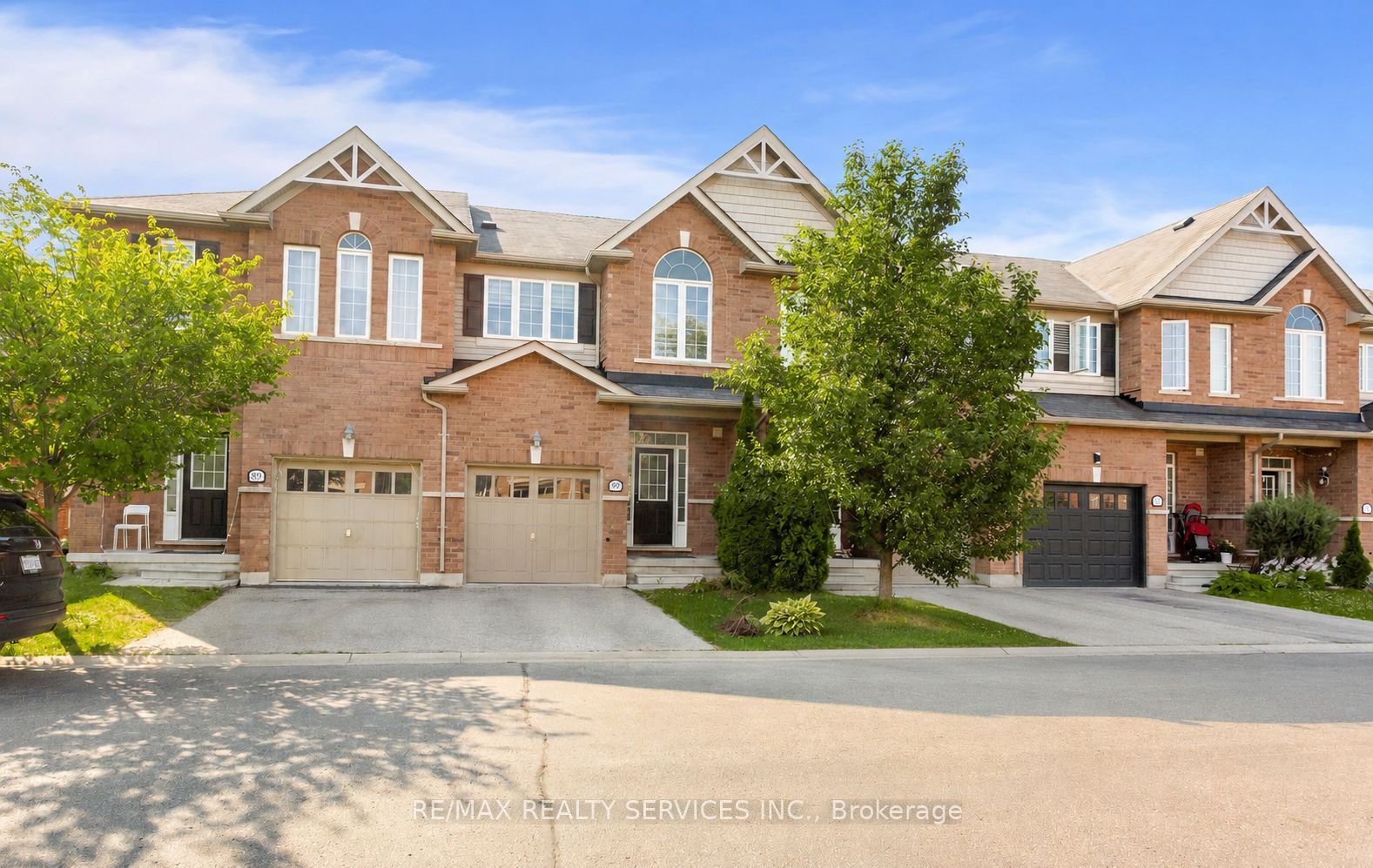 651 Farmstead Drive 90, Milton, ON L9T 7W2 photo 3