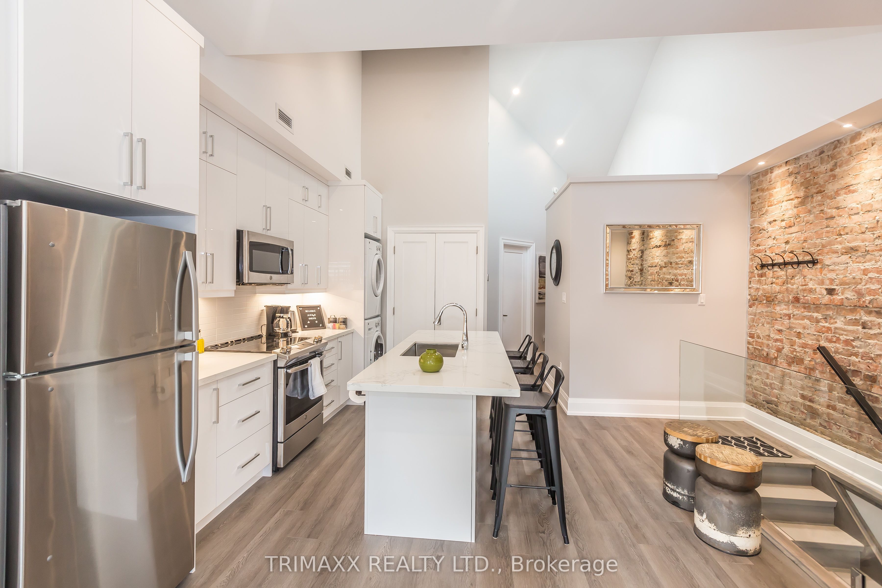 1220 King Street W #A, Toronto, ON M6K 1G4 photo 4