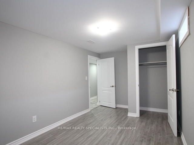 79 Gulliver Crescent, Brampton, ON L6S 1T1 photo 2