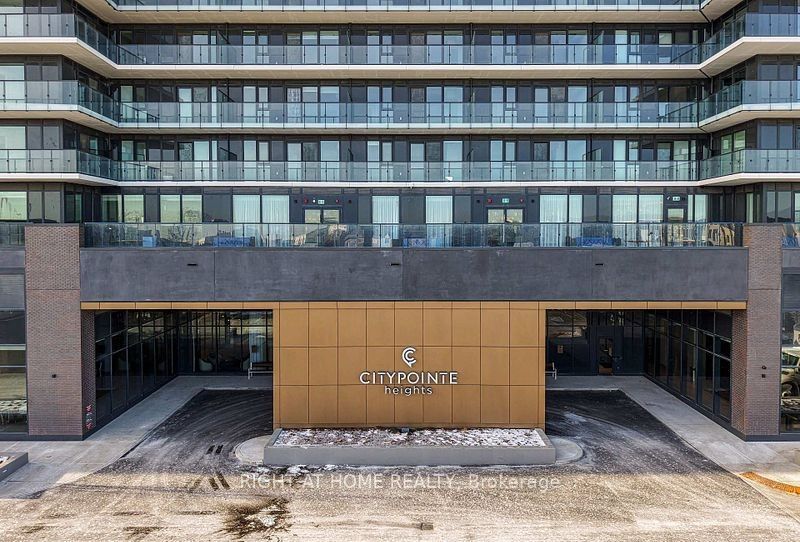 15 Skyridge Drive 1703, Brampton, ON L6P 4S3