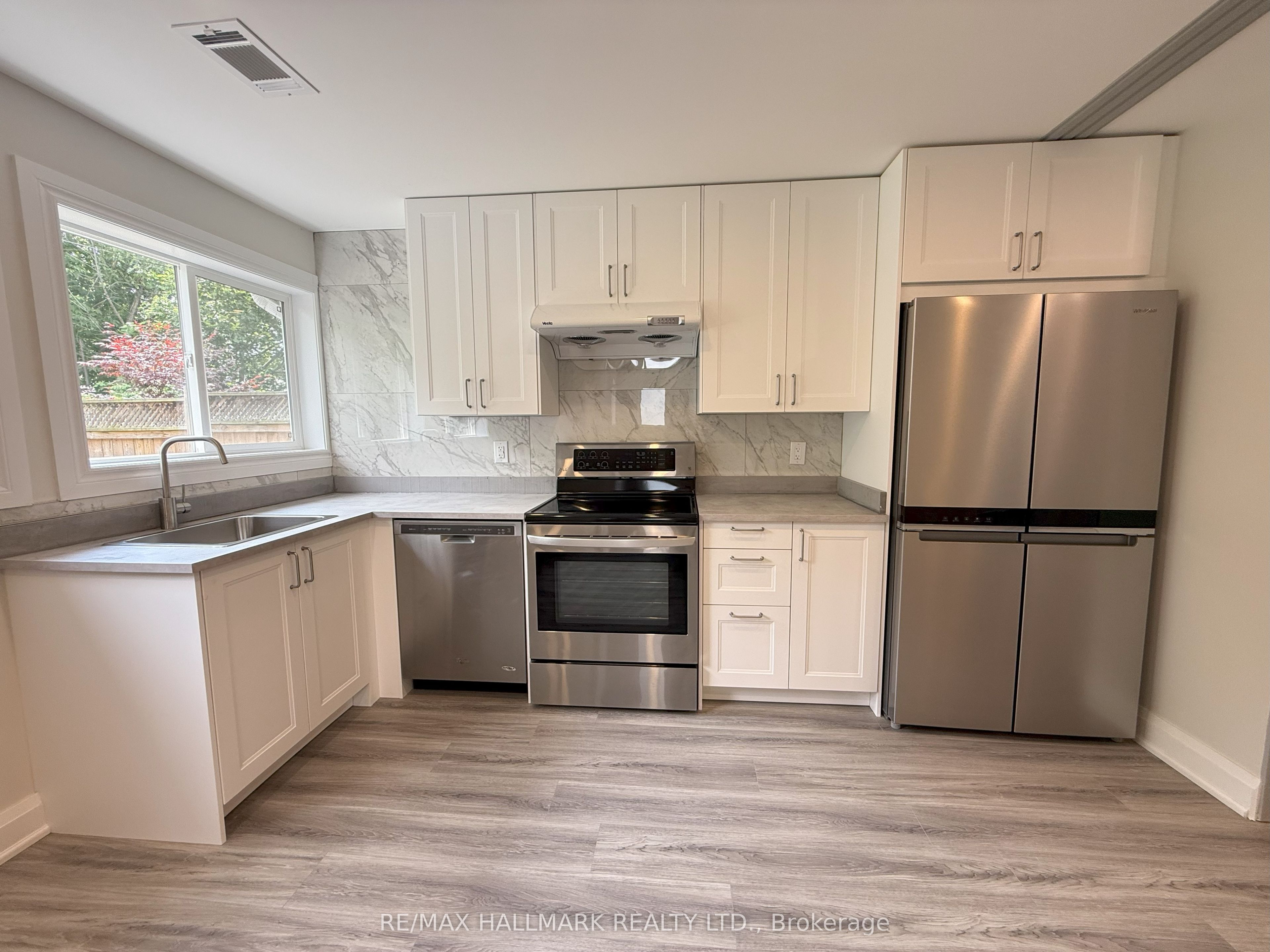 382 Burnhamthorpe Road Garden Suite, Toronto, ON M9B 2A6