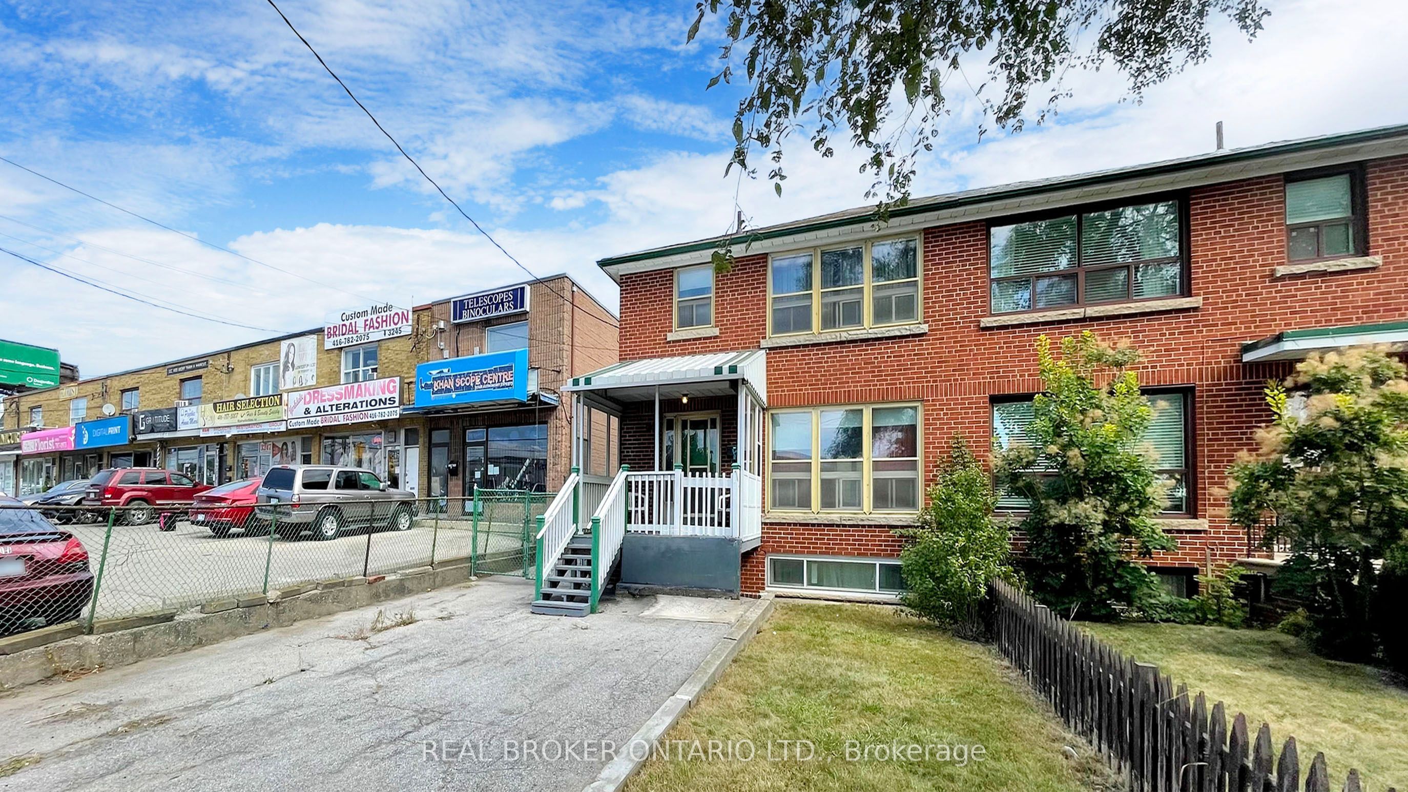 3241 Dufferin Street, Toronto, ON M6A 2T2 photo 2