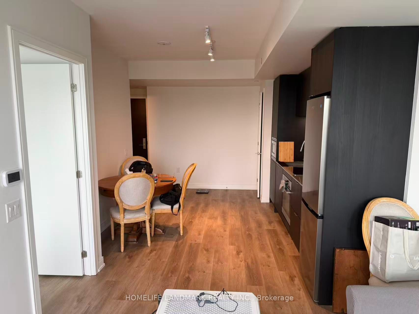 3009 Novar Road 1109, Mississauga, ON L5B 0P9 photo 4
