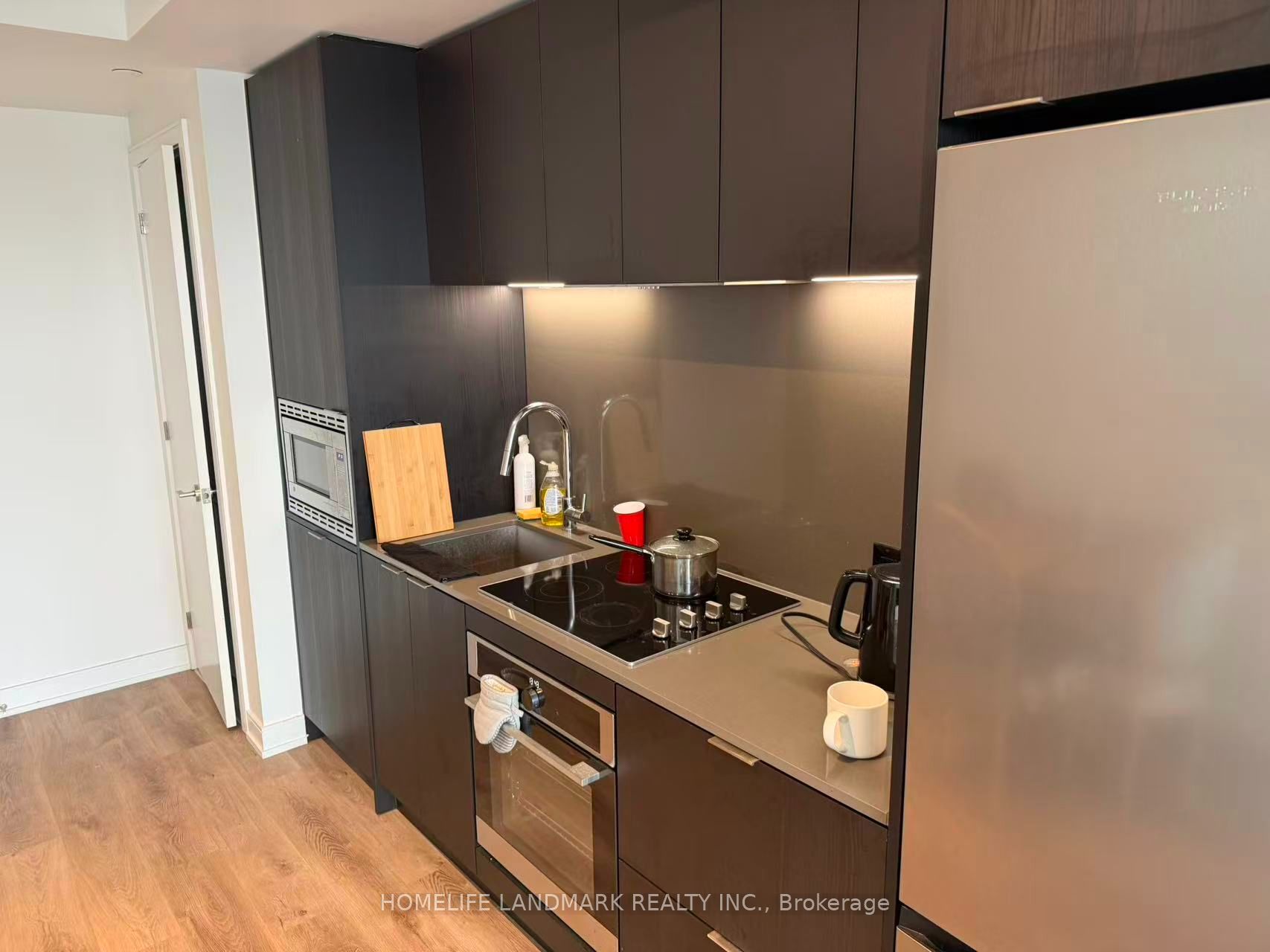 3009 Novar Road 1109, Mississauga, ON L5B 0P9 photo 5