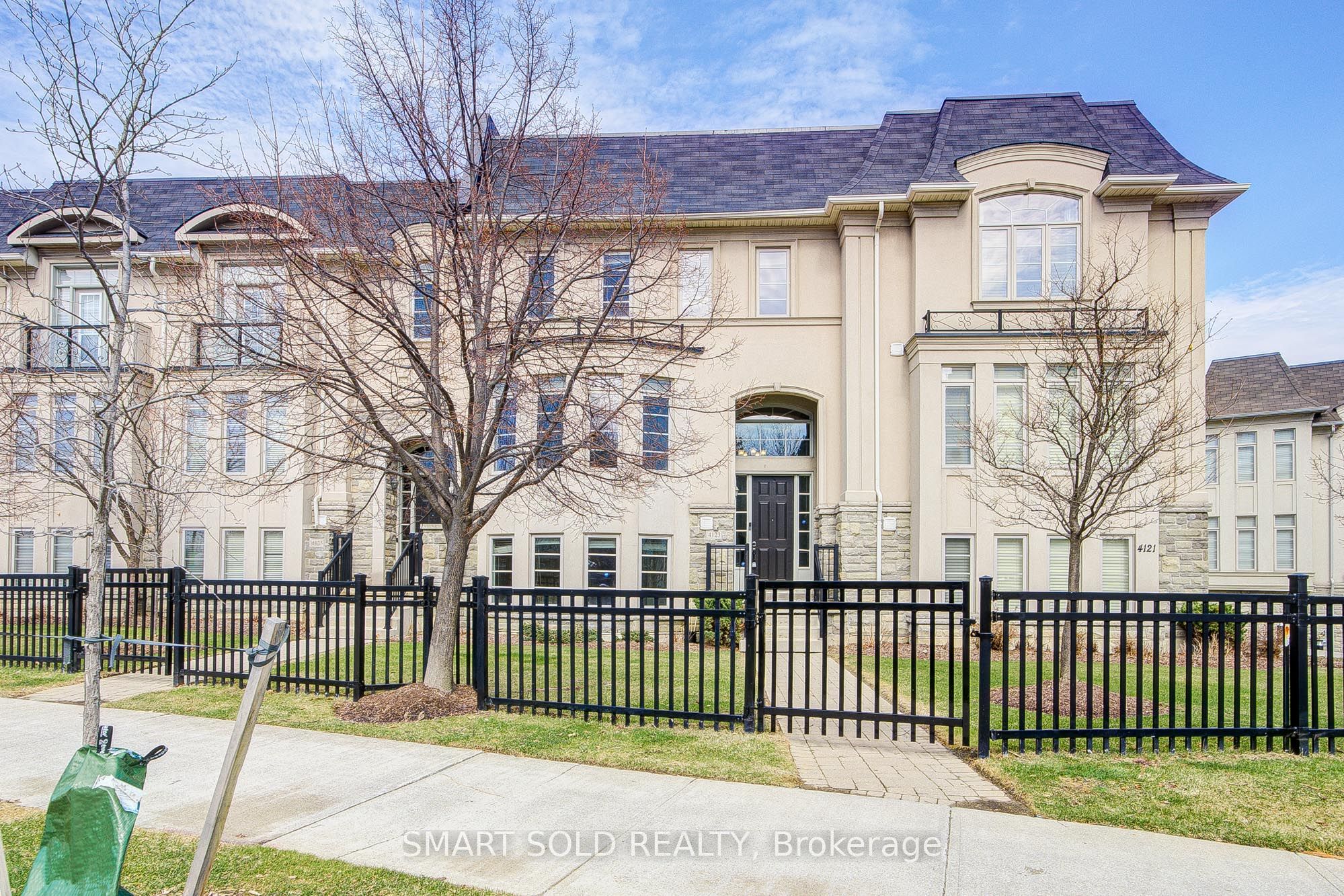 4123 Shipp Drive, Mississauga, ON L4Z 0A7 photo 2