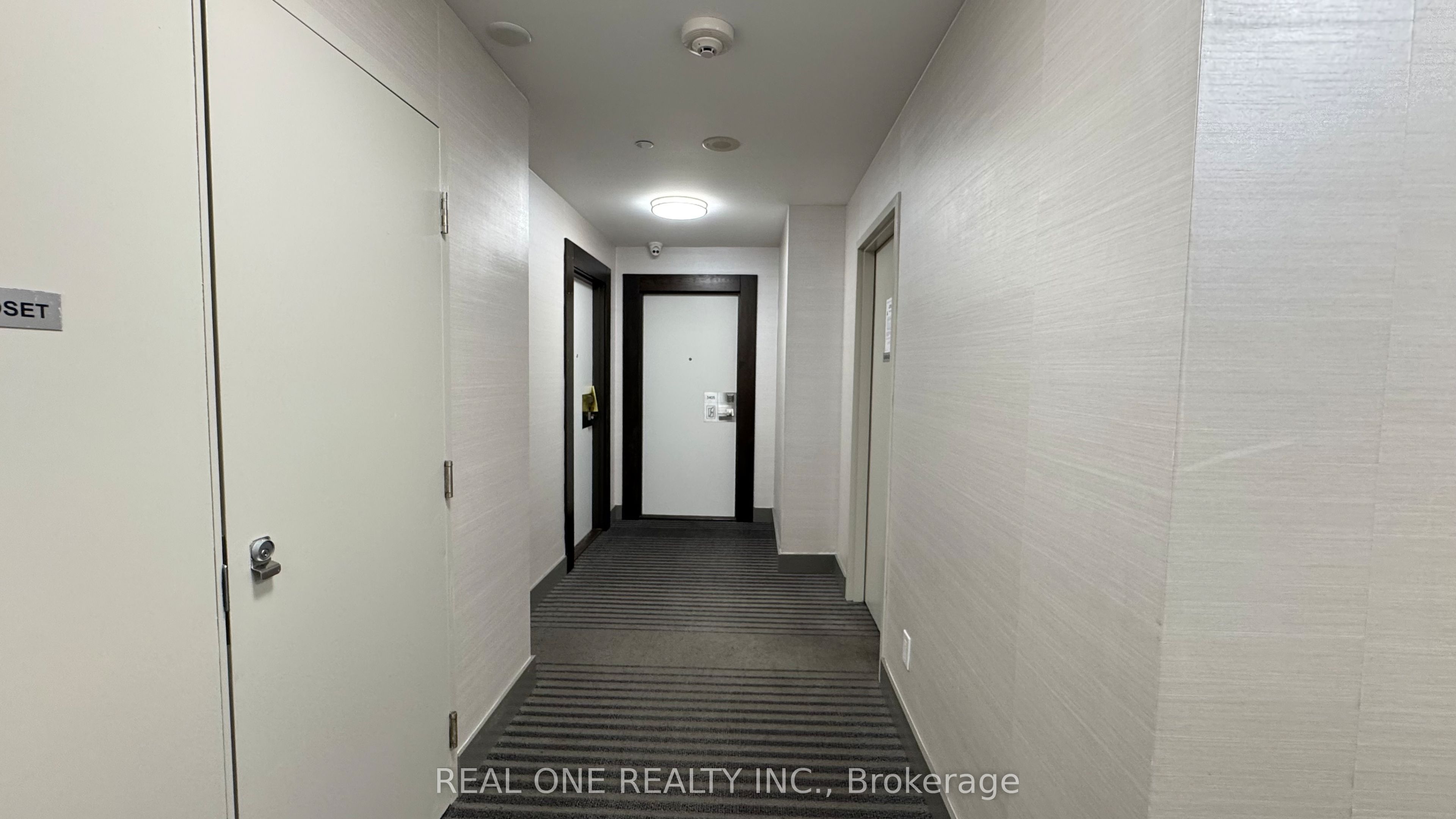 510 Curran Place 3405, Mississauga, ON L5B 0J8 photo 2