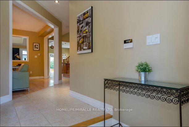 30 Masters Green Crescent, Brampton, ON L7A 3K6 photo 3