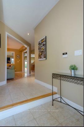 30 Masters Green Crescent, Brampton, ON L7A 3K6 photo 4