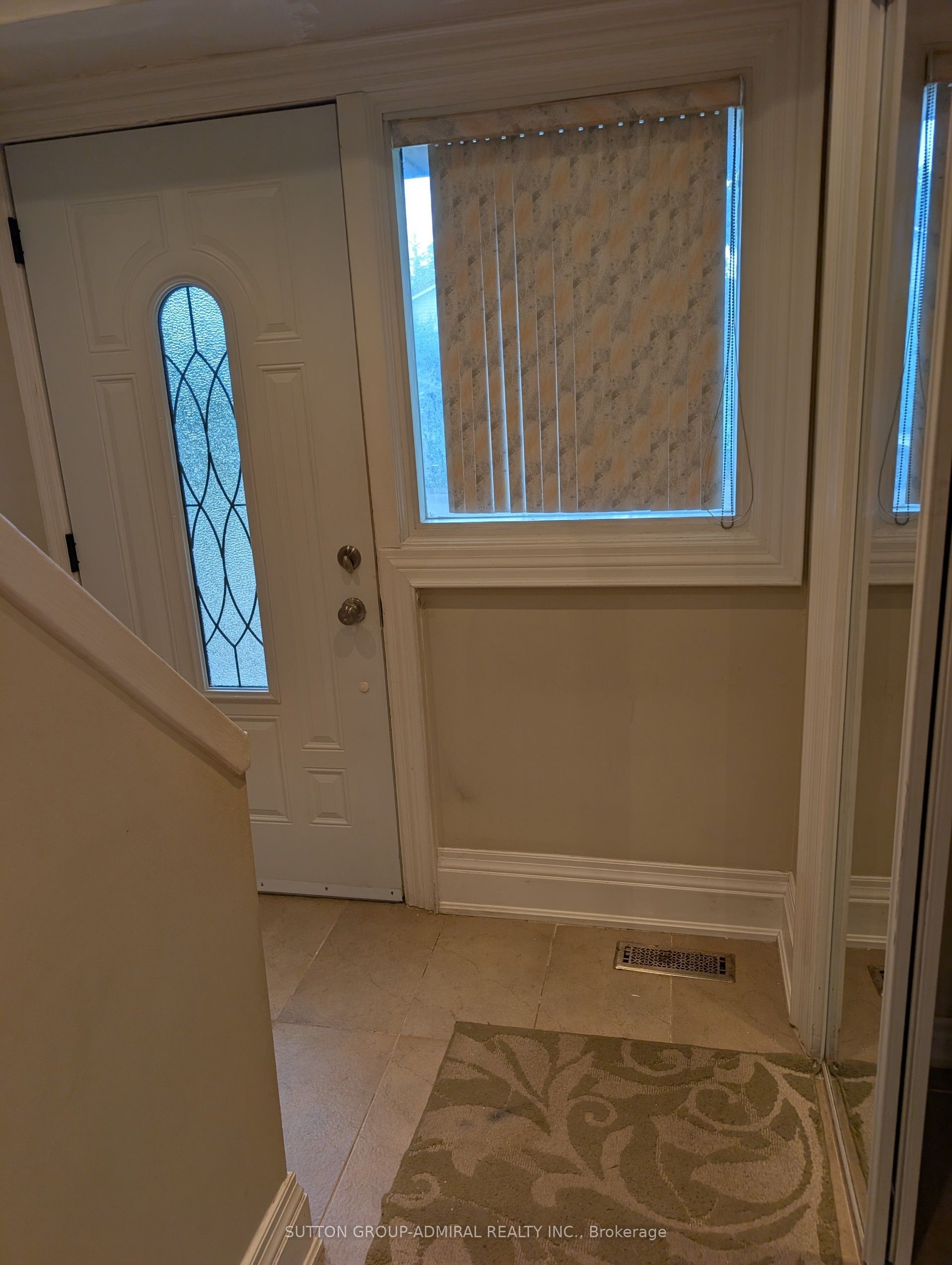 1 Damascus Drive, Toronto, ON M9V 4E9 photo 5