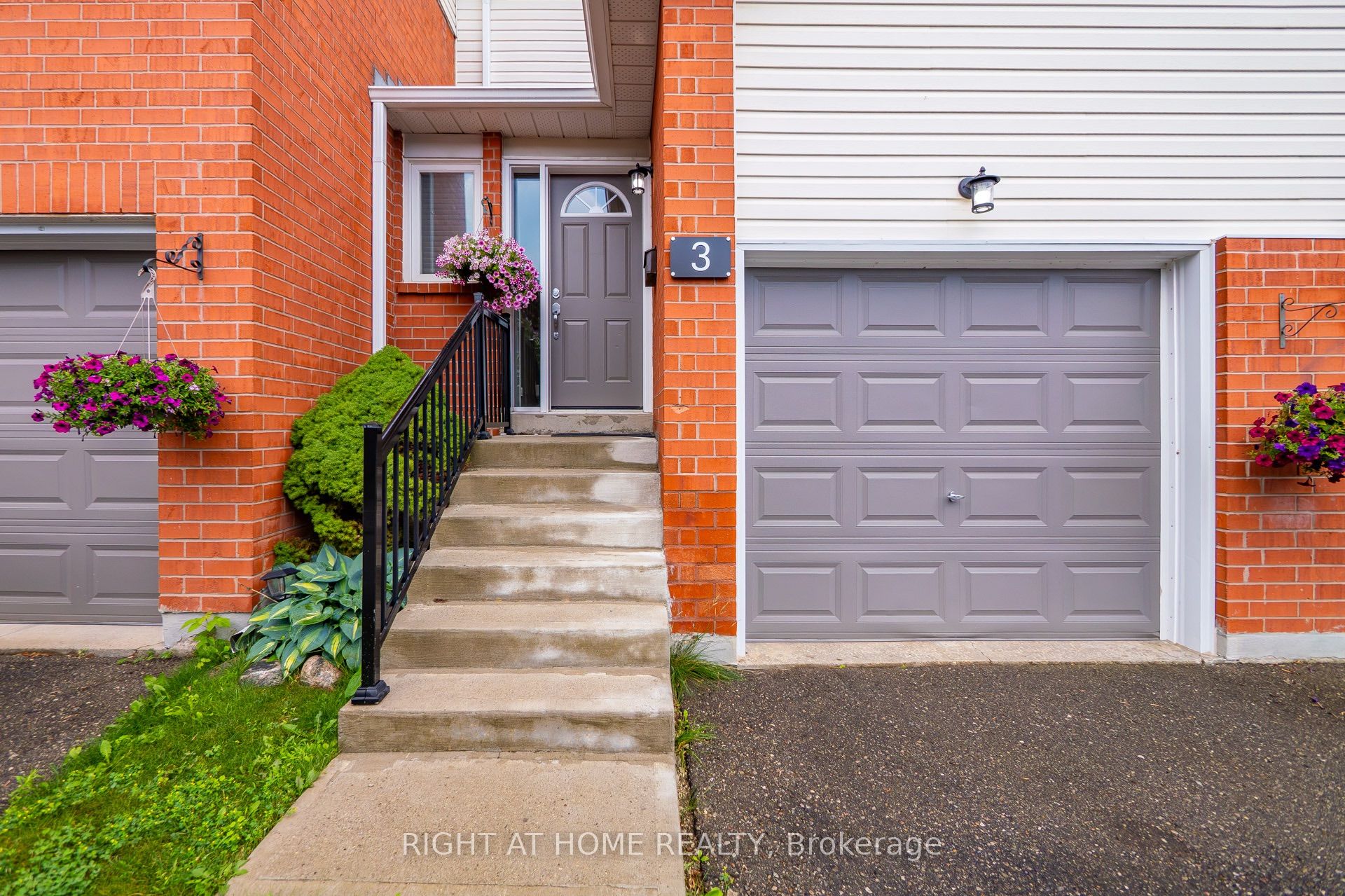 3 Beverly Lane, Halton Hills, ON L7G 5L7 photo 4