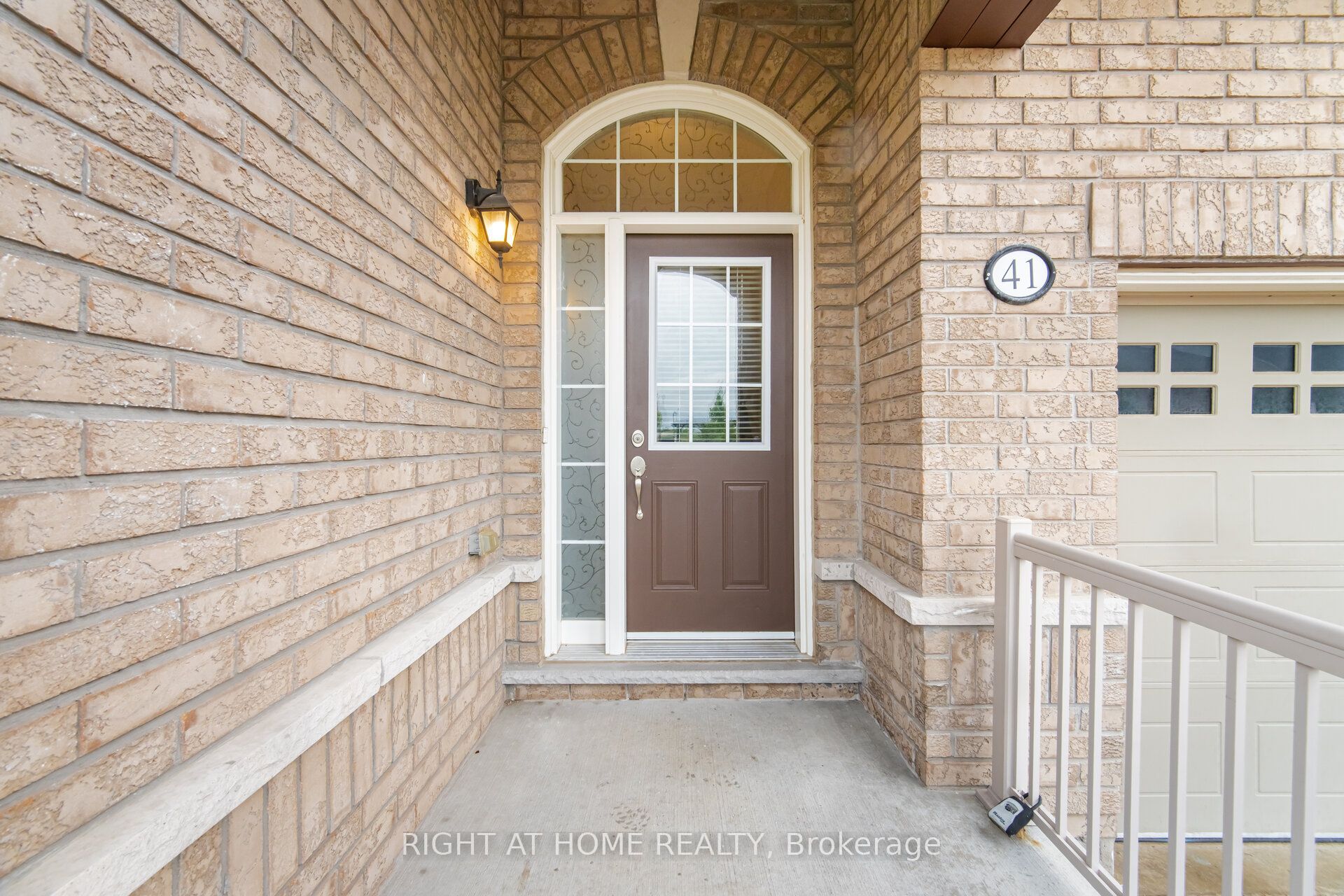 41 Overlea Drive, Brampton, ON L6R 4B5 photo 5
