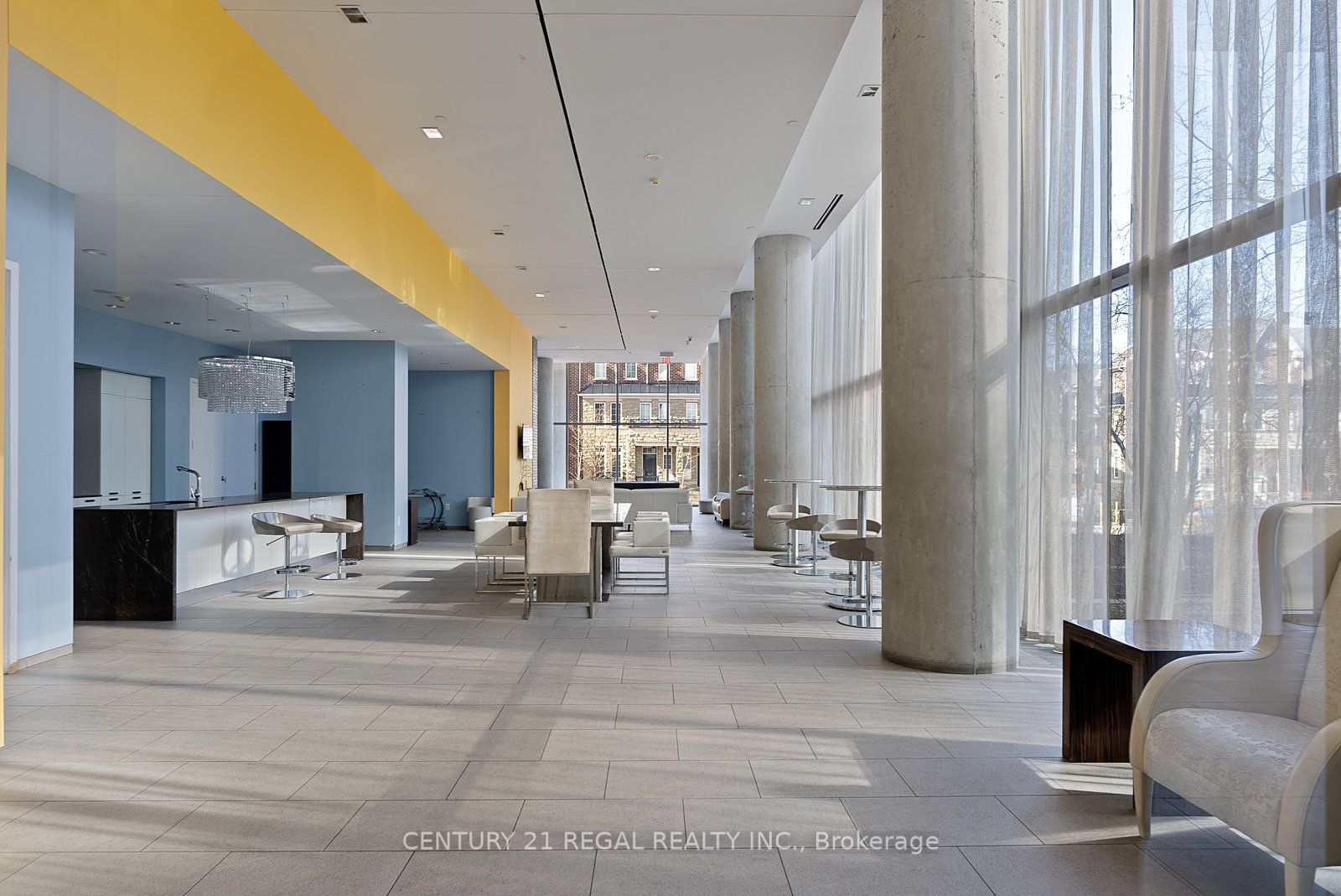103 The Queensway Avenue 1307, Toronto, ON M6S 5B3 photo 5