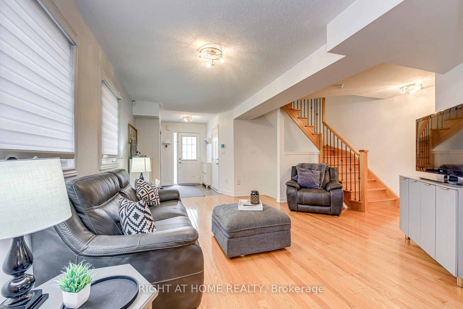4164 Forest Fire Crescent, Mississauga, ON L4W 3P5 photo 5