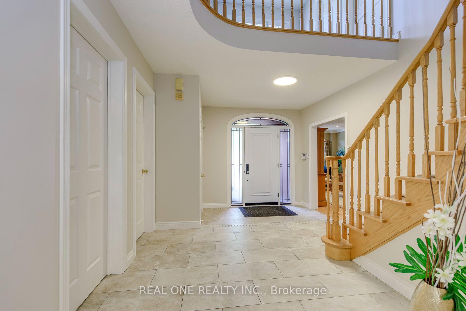 395 March Crescent, Oakville, ON L6H 5X7 photo 5