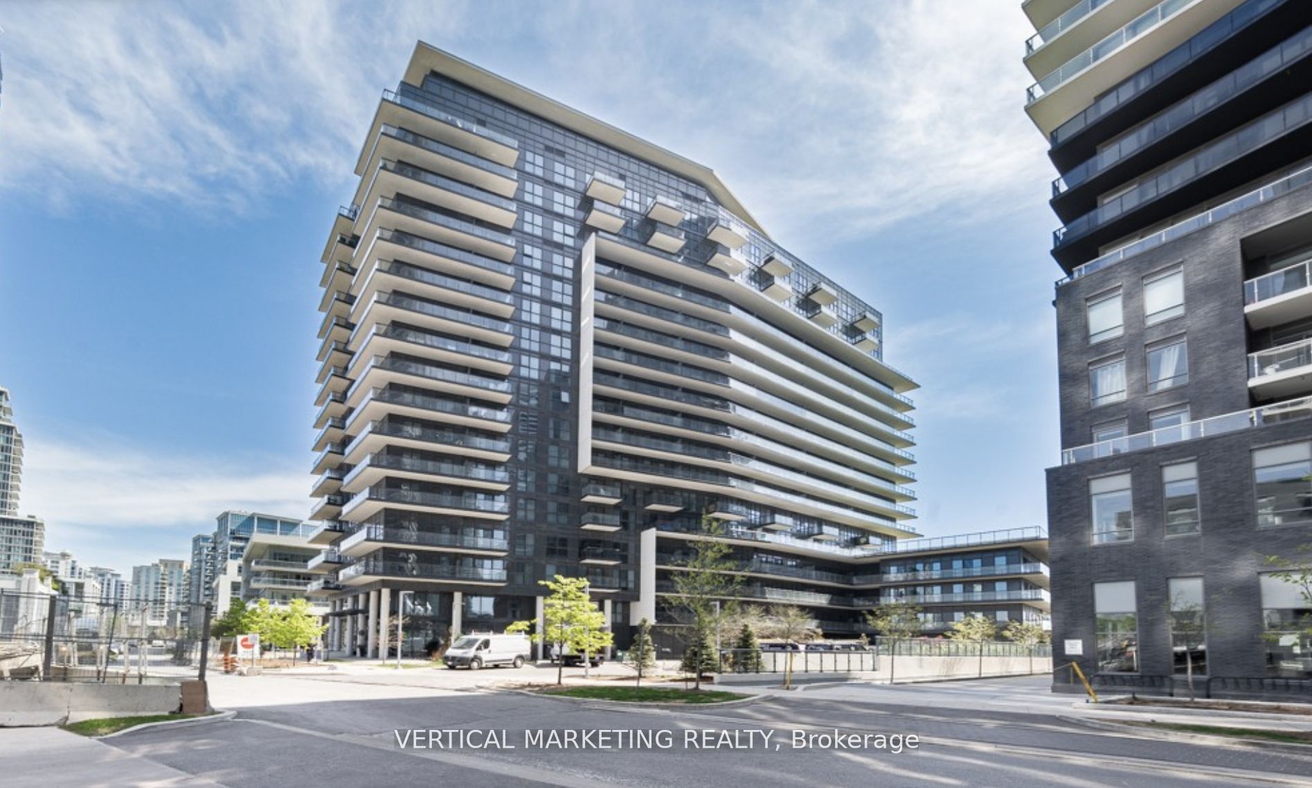 39 Annie Craig Drive 322, Toronto, ON M8V 0A3 photo 2