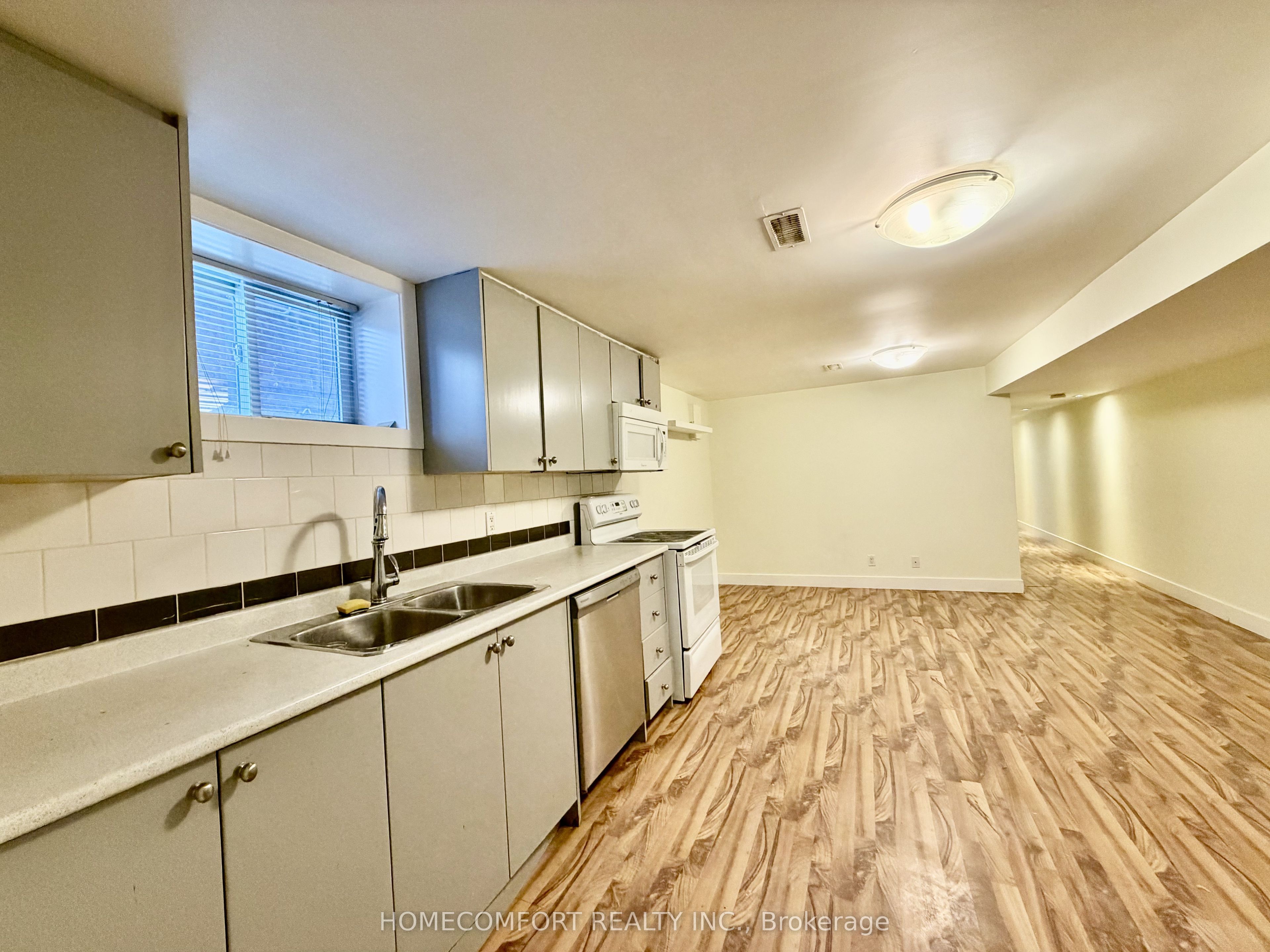 178 Rosemount Avenue Lower, Toronto, ON M6H 2M9 photo 2