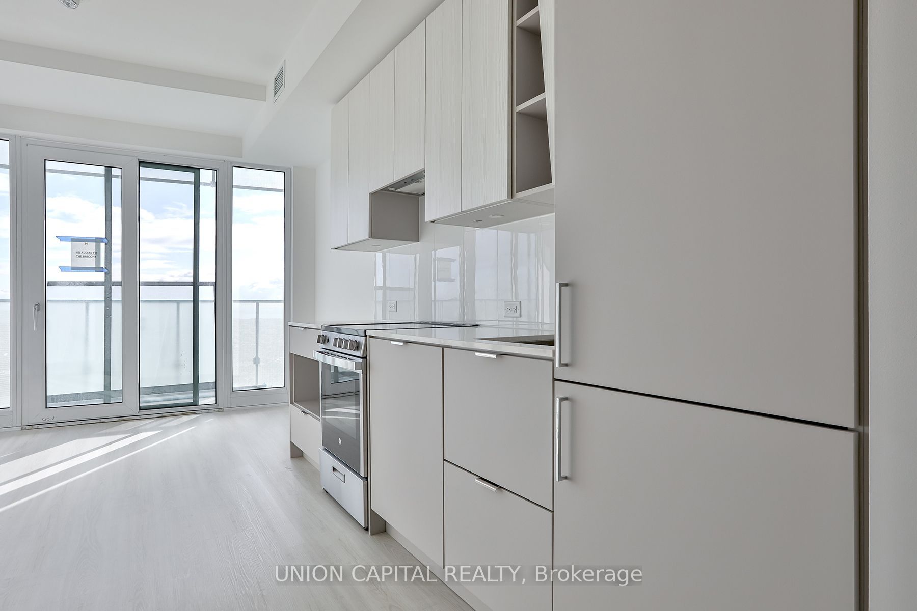 3883 Quartz Road 3307, Mississauga, ON L5B 0M4 photo 4