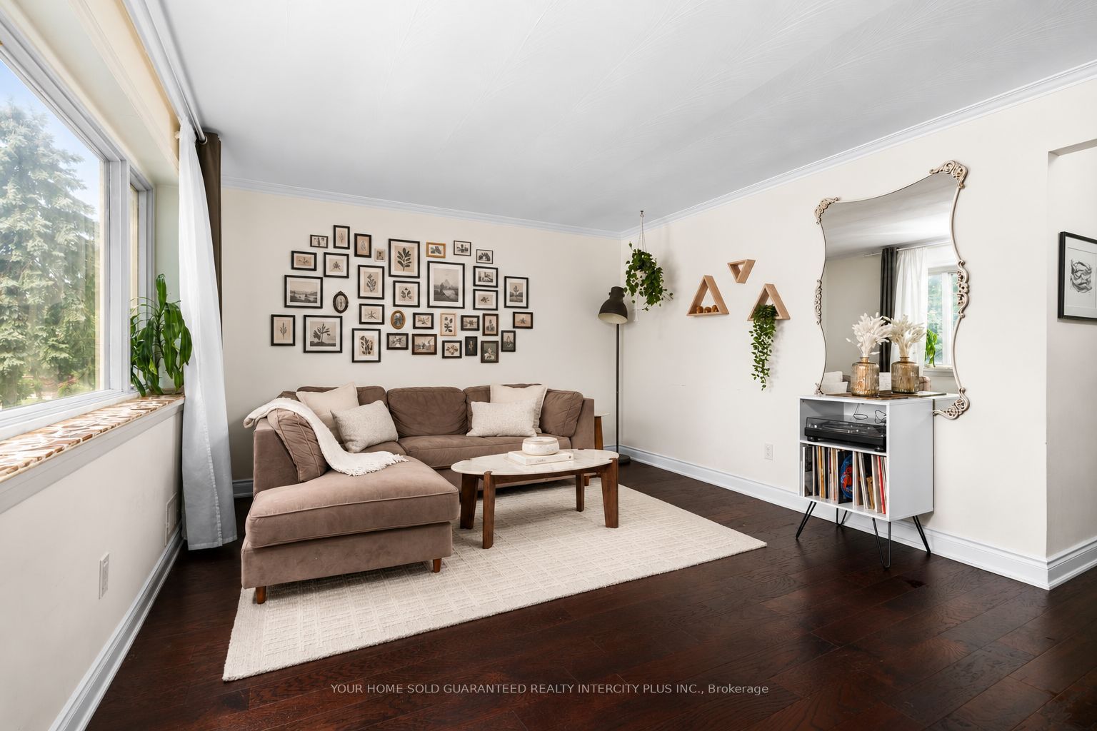 30 Garside Crescent, Toronto, ON M6M 2Z6 photo 3
