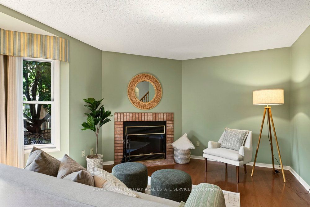 2915 Headon Forest Drive 47, Burlington, ON L7M 3Z6 photo 4