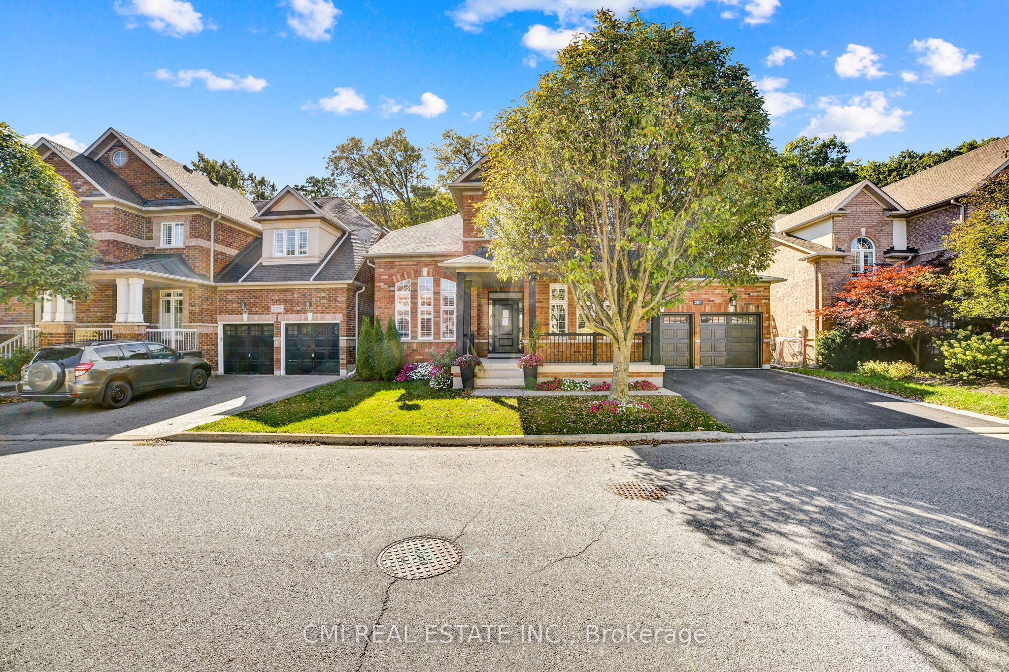 2171 Jardine Crescent, Burlington, ON L7L 7K1 photo 2
