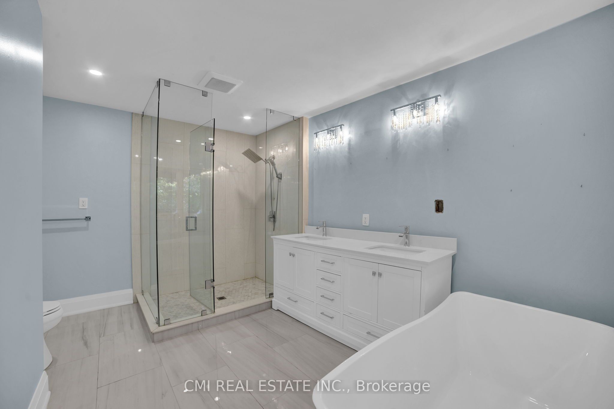 2171 Jardine Crescent, Burlington, ON L7L 7K1 photo 5