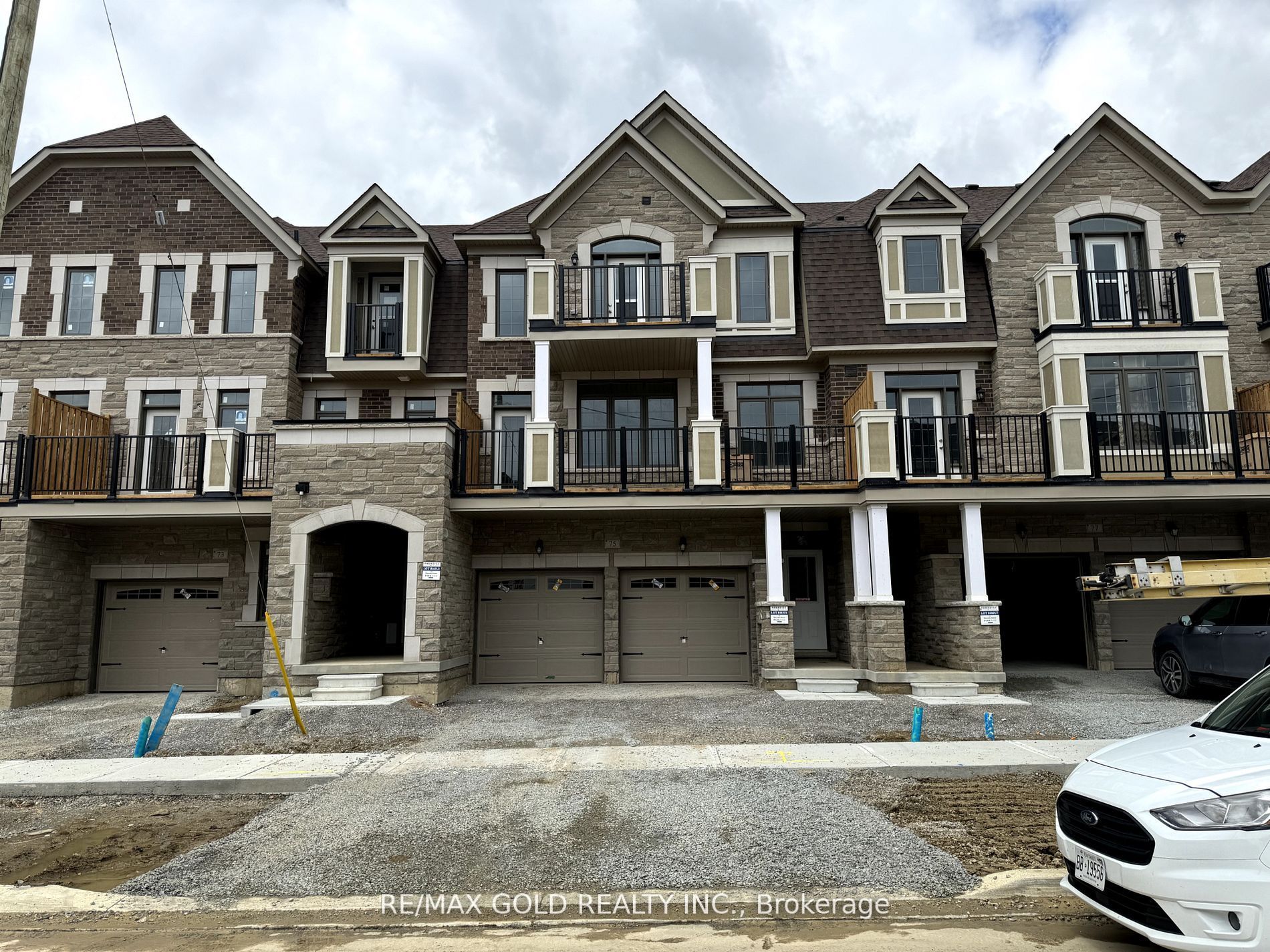 75 Hayrake Street, Brampton, ON L6V 1V1