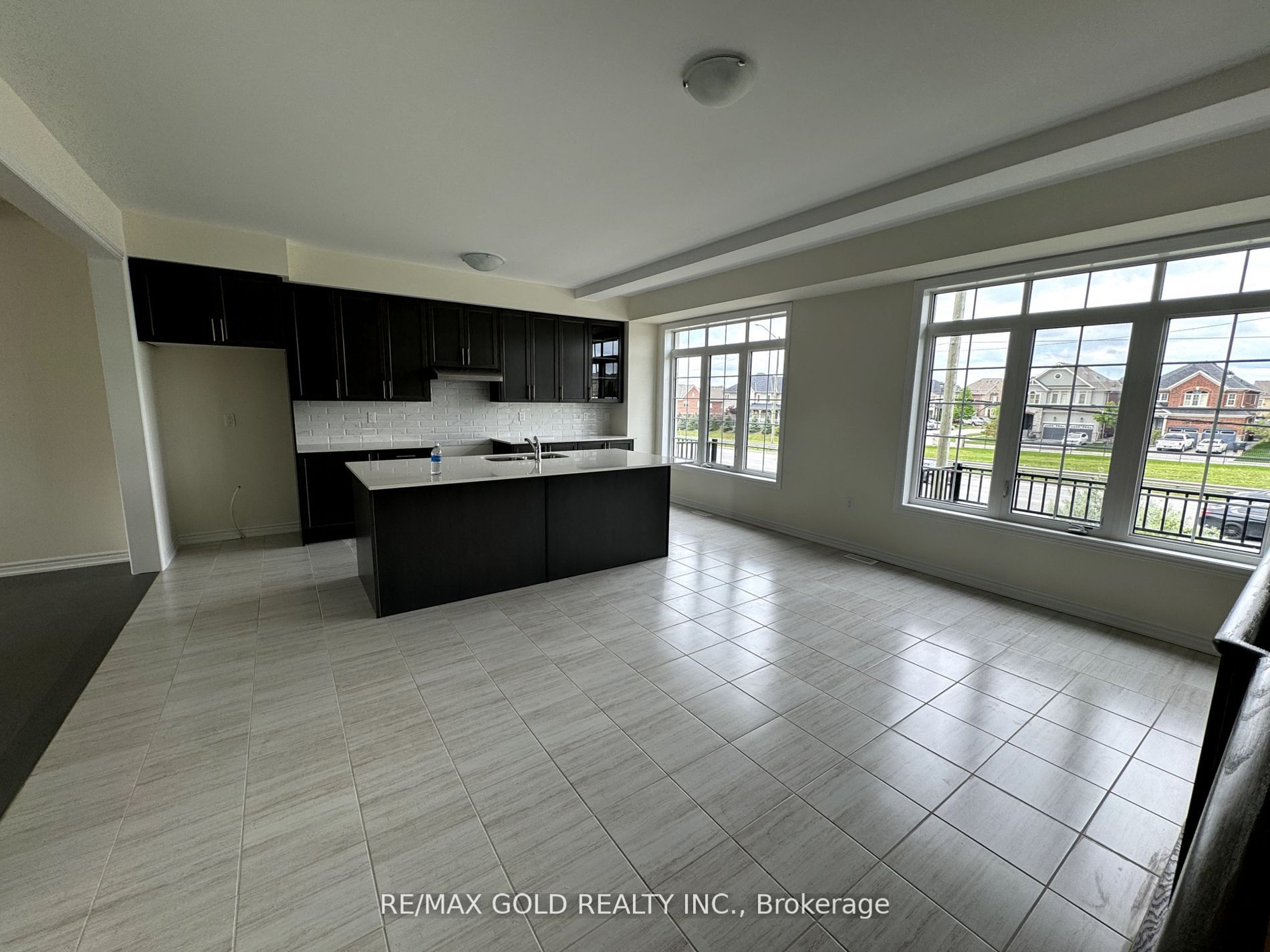 75 Hayrake Street, Brampton, ON L6V 1V1 photo 5