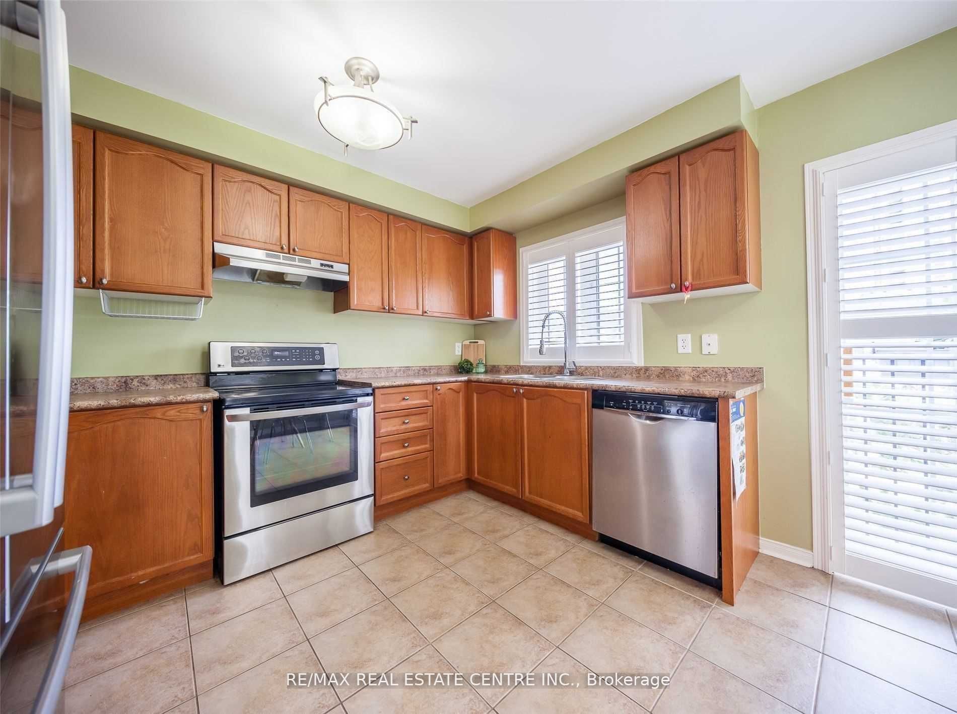 4950 Albina Way 99, Mississauga, ON L4Z 4J6 photo 4