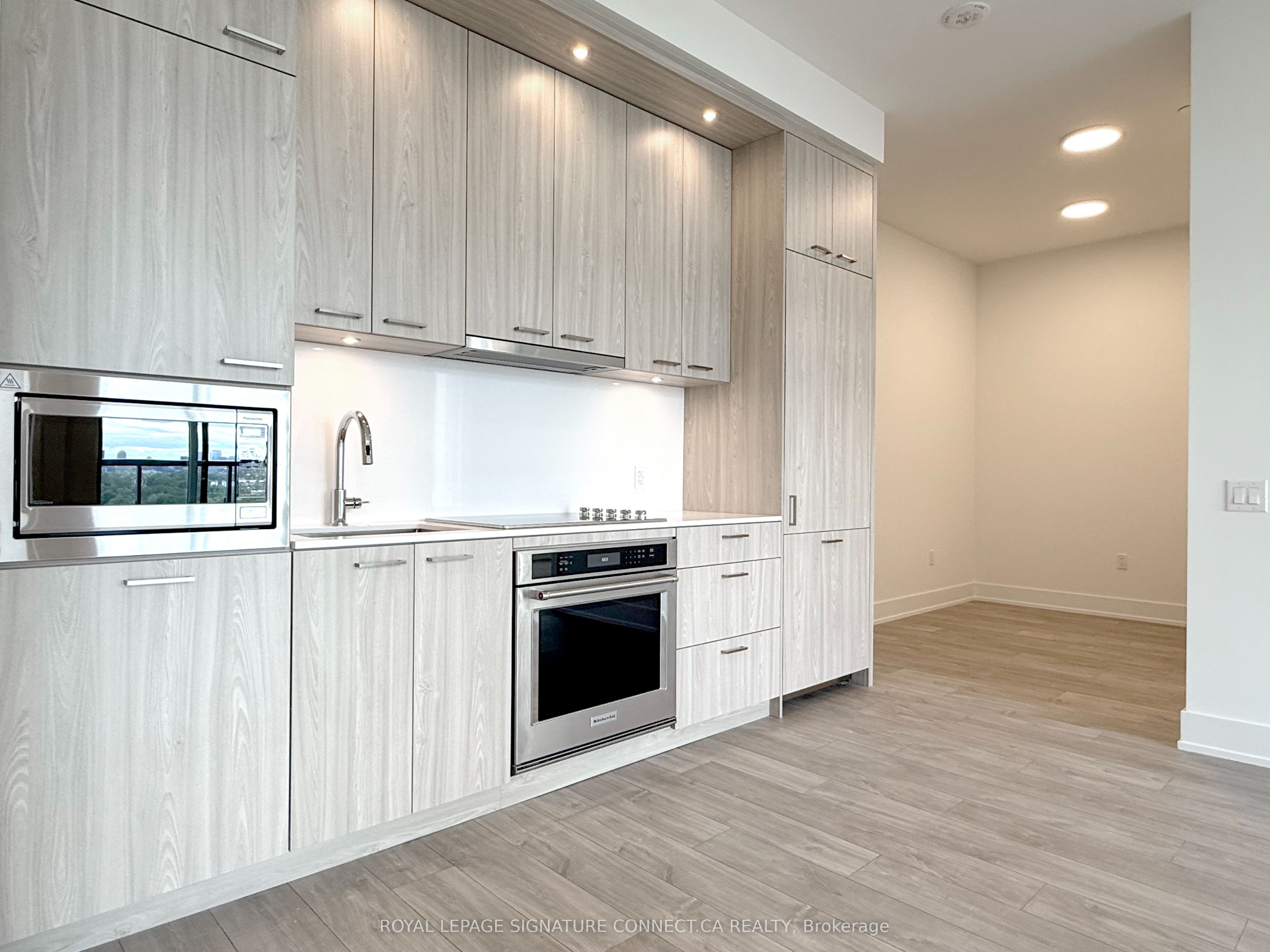 858 Dupont Street PH33, Toronto, ON M6G 0C1 photo 5