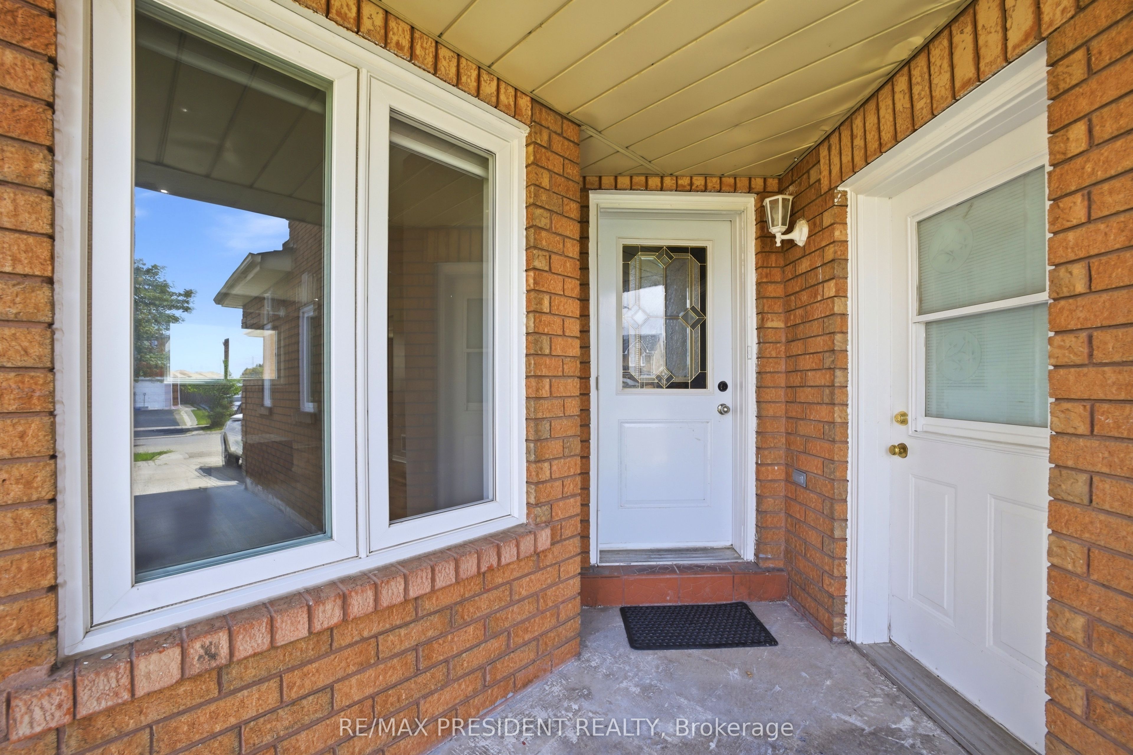 112 Ravenswood Drive, Brampton, ON L6Y 4V6 photo 4