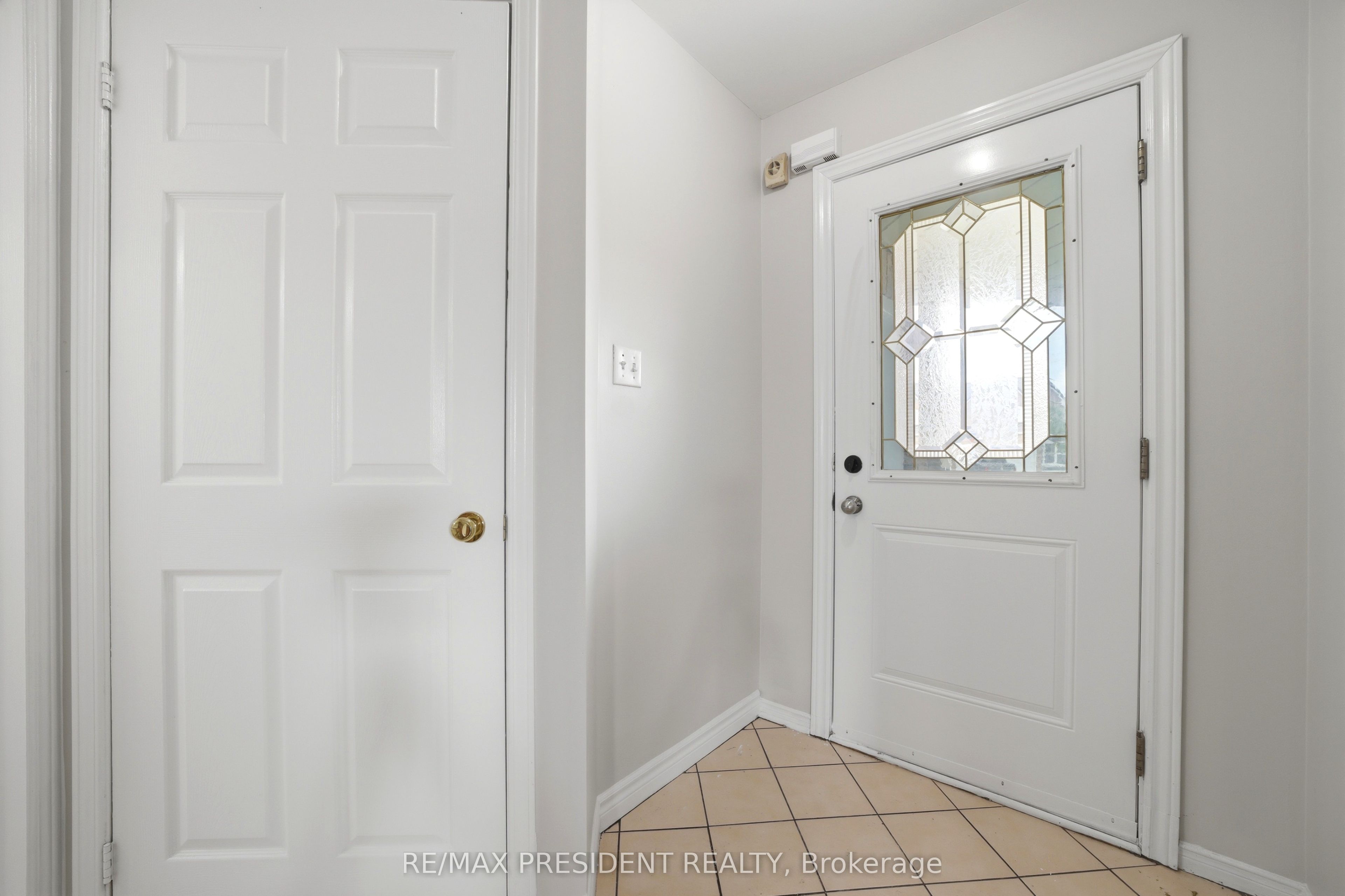 112 Ravenswood Drive, Brampton, ON L6Y 4V6 photo 5