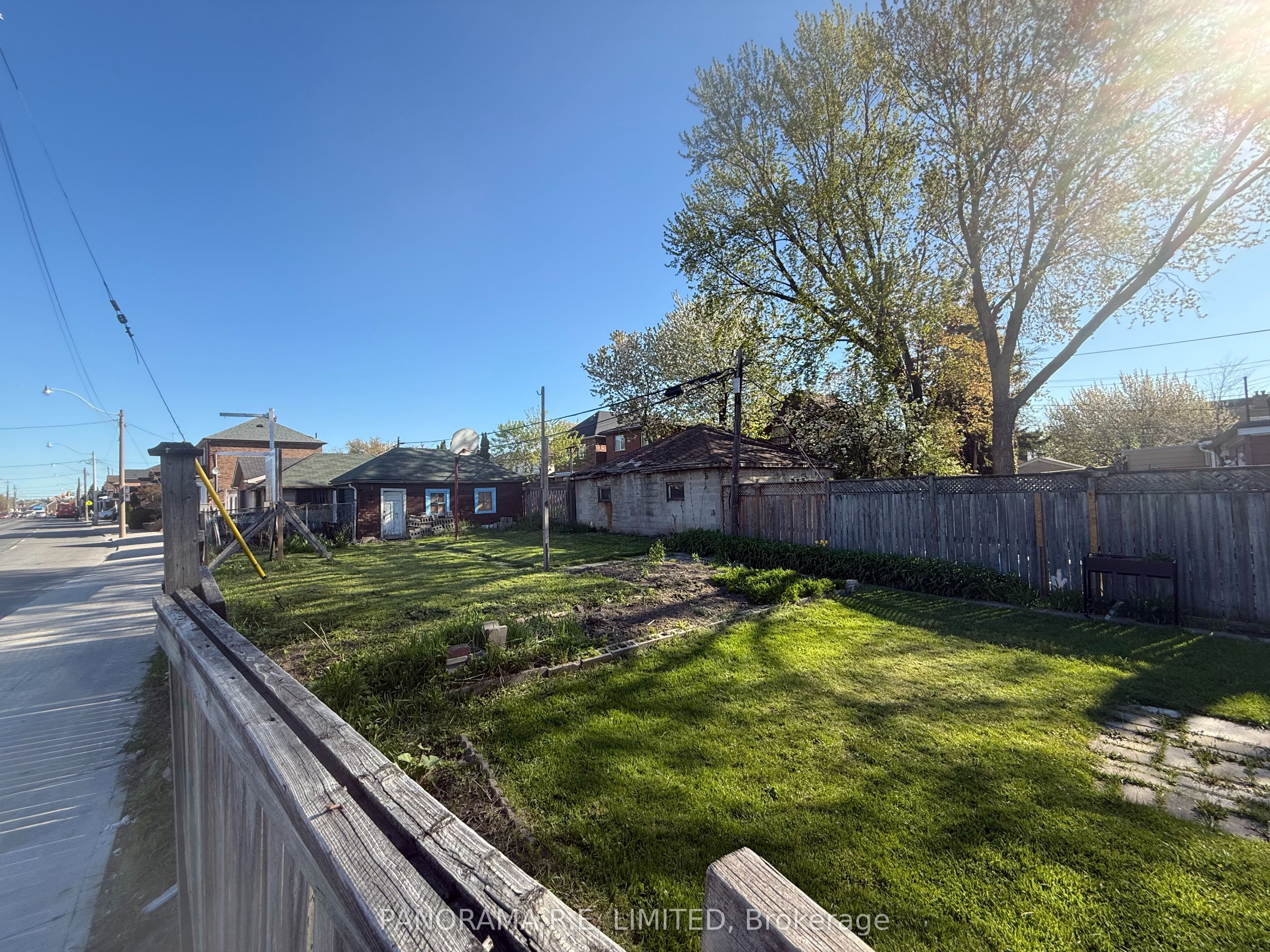 505/507 Old Weston Road, Toronto, ON M6N 1P2 photo 4