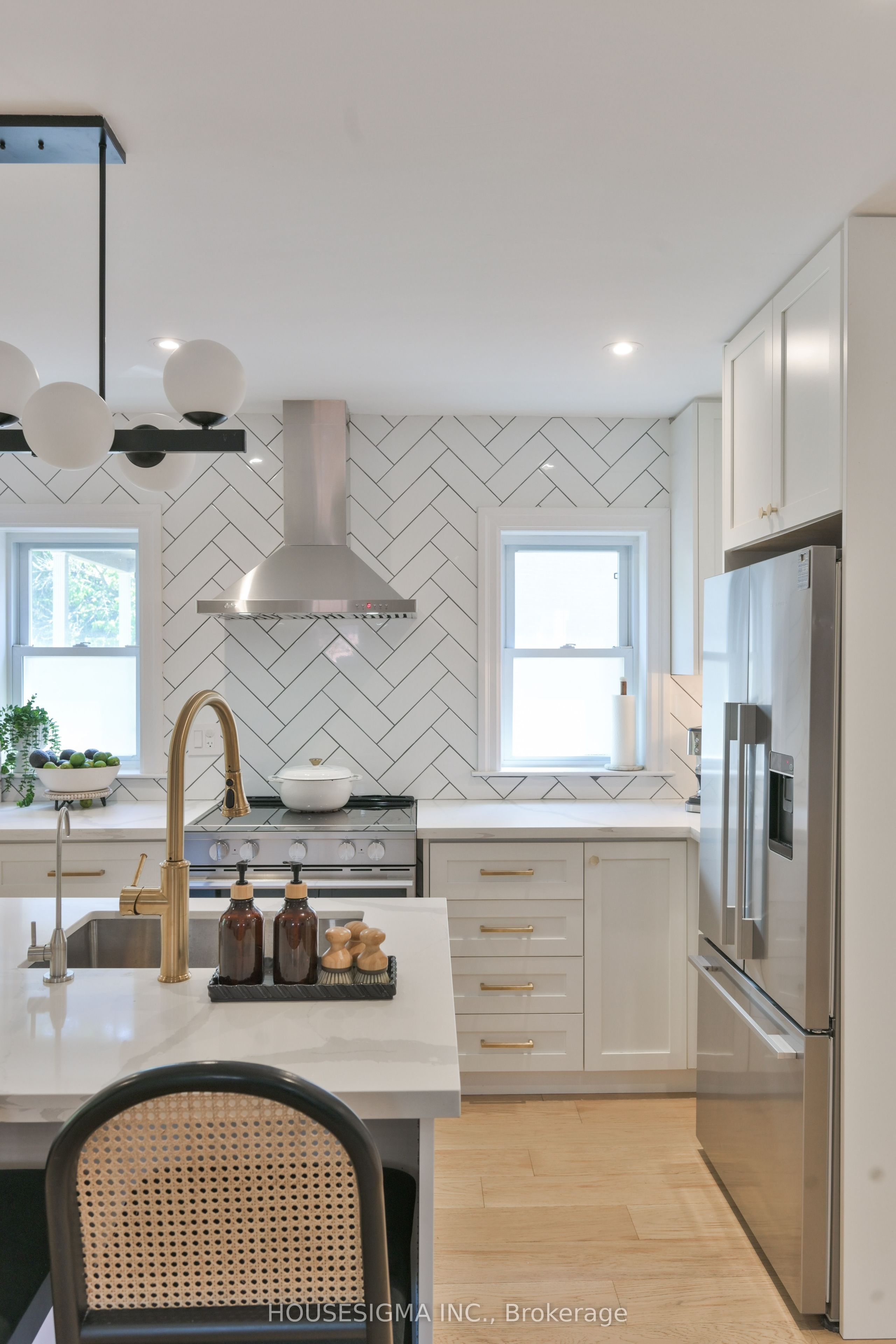 205 William Street, Toronto, ON M9N 2H2 photo 3