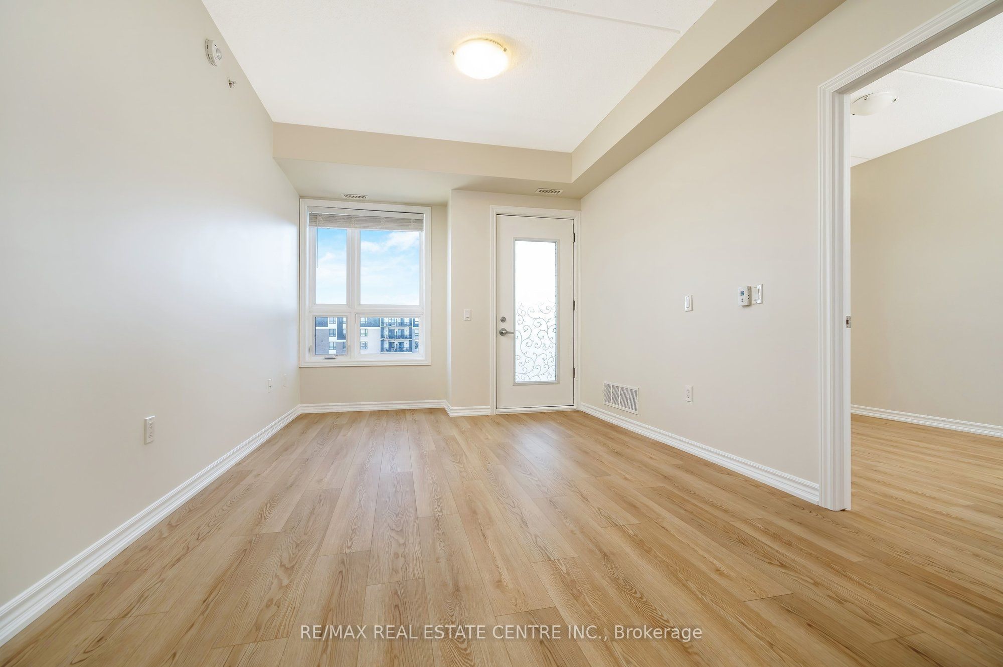 650 Sauve Street 408, Milton, ON L9T 9A8 photo 5