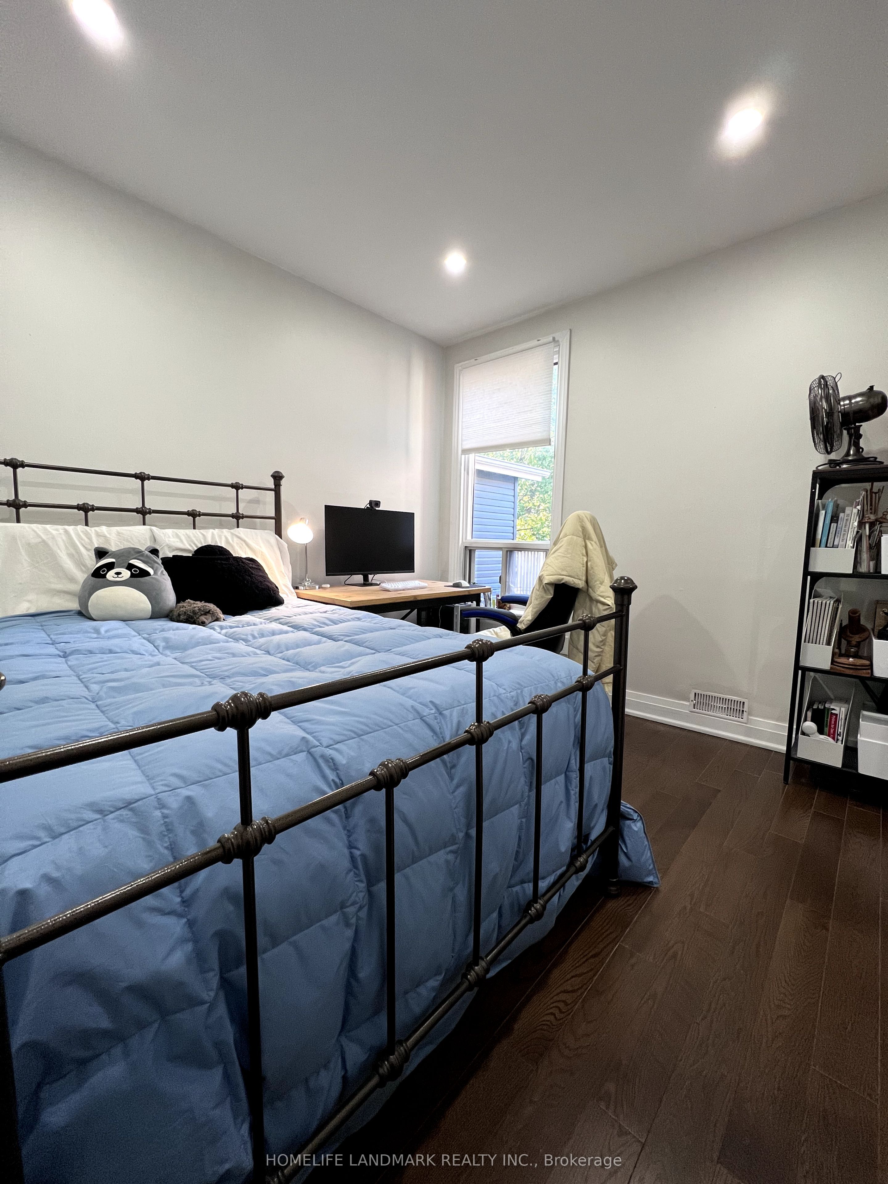 4 Northumberland Street 2F, Toronto, ON M6H 1P7 photo 2