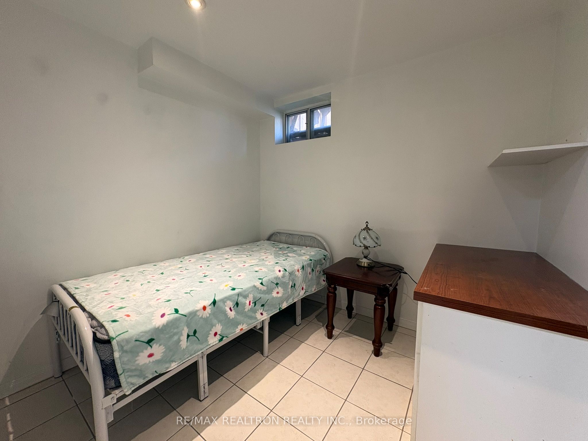 11 NORMAN WESLEY Way BSMT, Toronto, ON M3M 3H3 photo 4