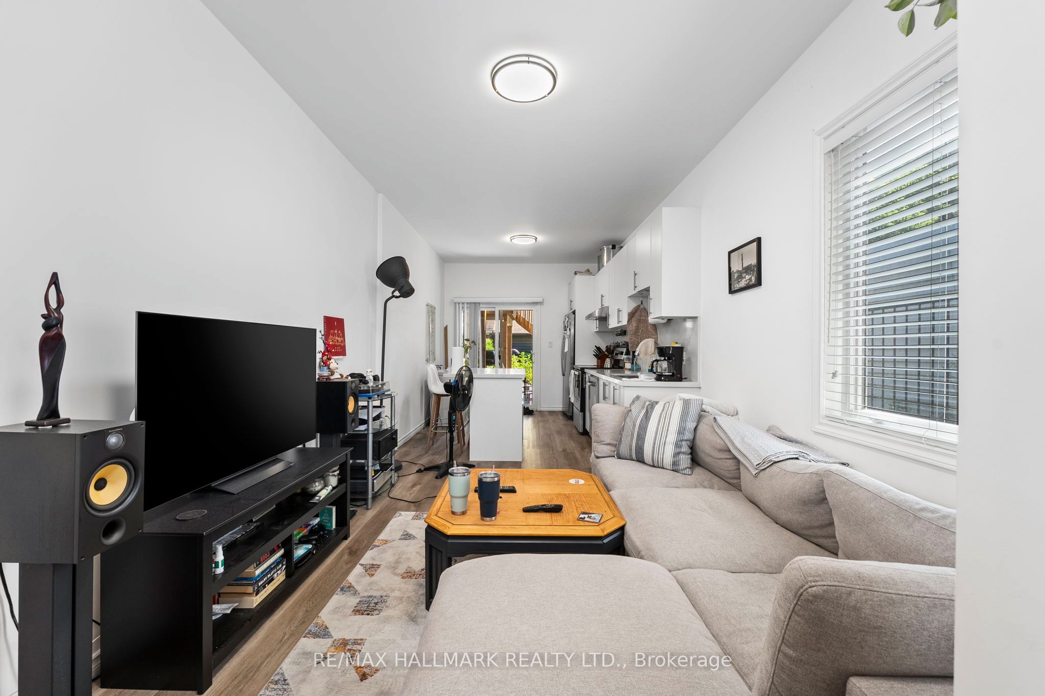 123 Lansdowne Avenue, Toronto, ON M6K 2W1 photo 2