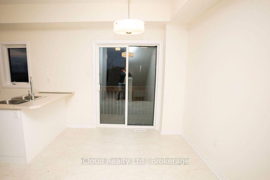84 Fieldridge Crescent, Brampton, ON L6R 0C2 photo 5