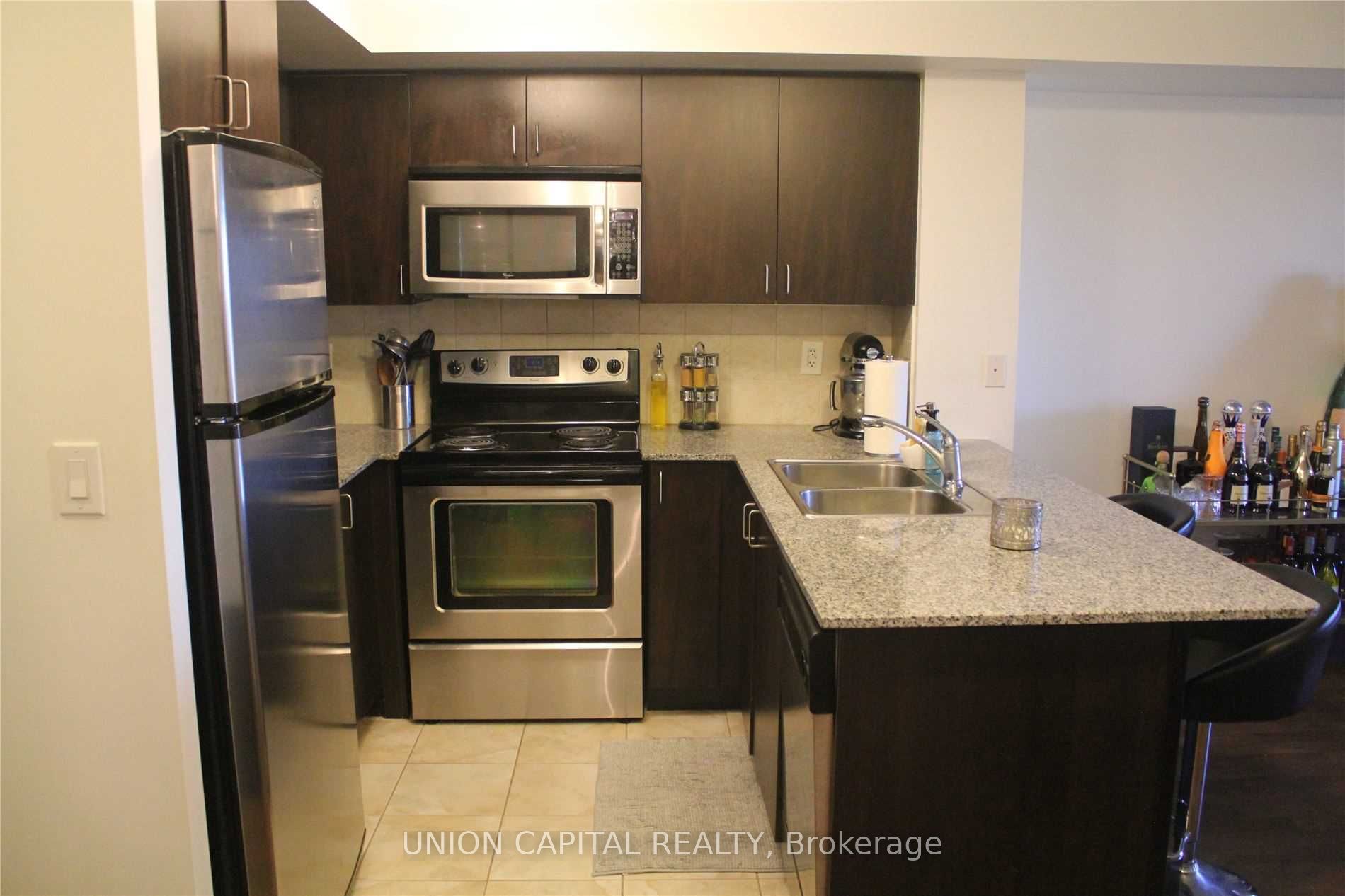 55 De Boers Drive 203, Toronto, ON M3J 0G5 photo 3