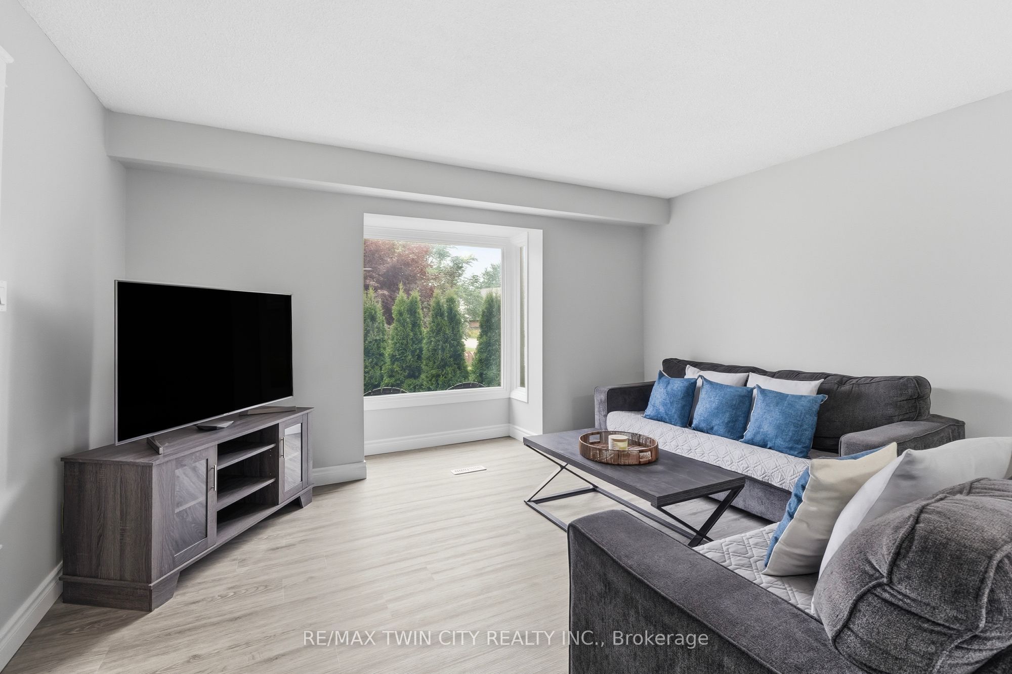 20 Mansfield Street, Brampton, ON L6S 2Y4 photo 4