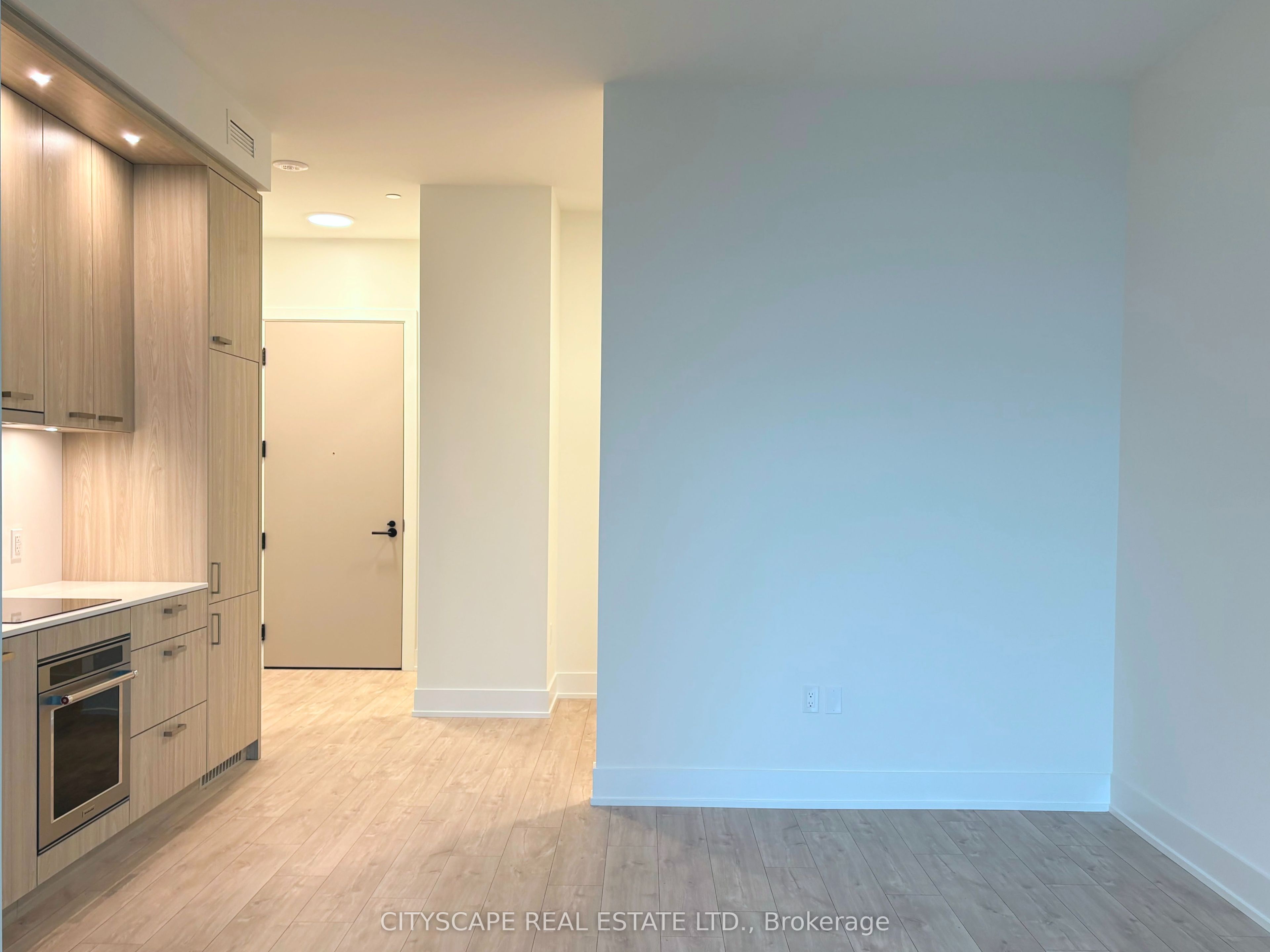 858 Dupont Street PH17, Toronto, ON M6G 0C1