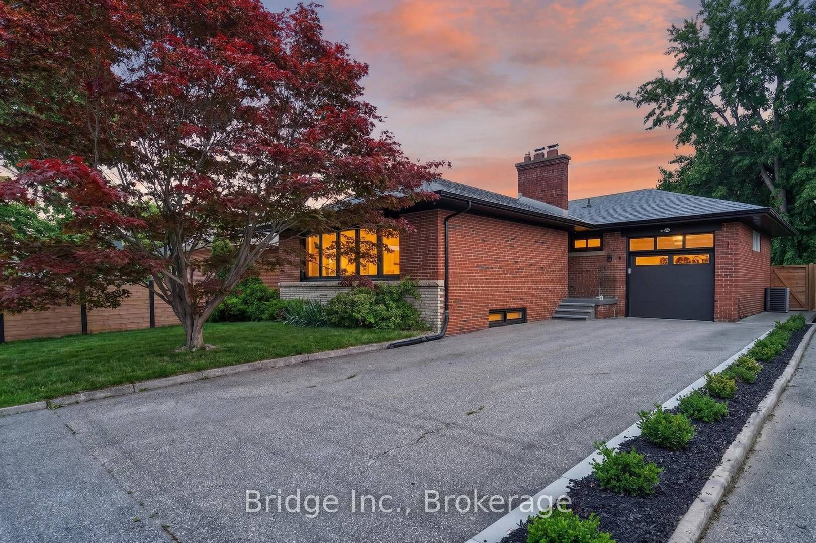 14 Norseman Street, Toronto, ON M8Z 2P2 photo 2