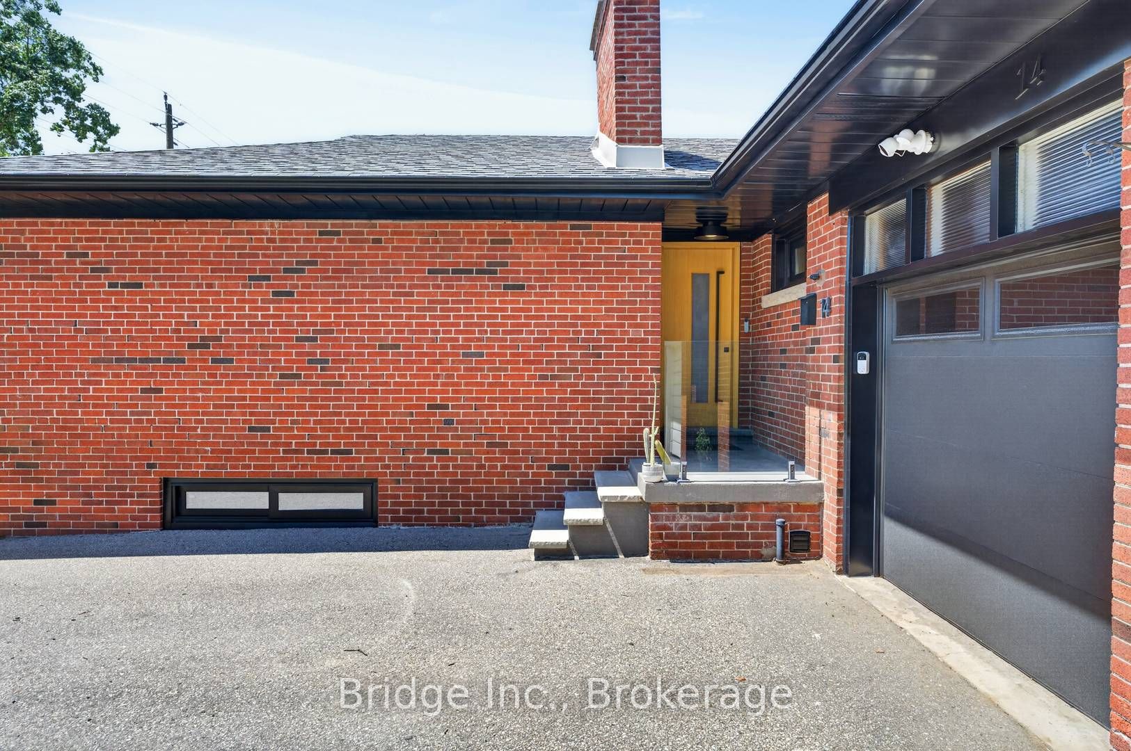 14 Norseman Street, Toronto, ON M8Z 2P2 photo 3
