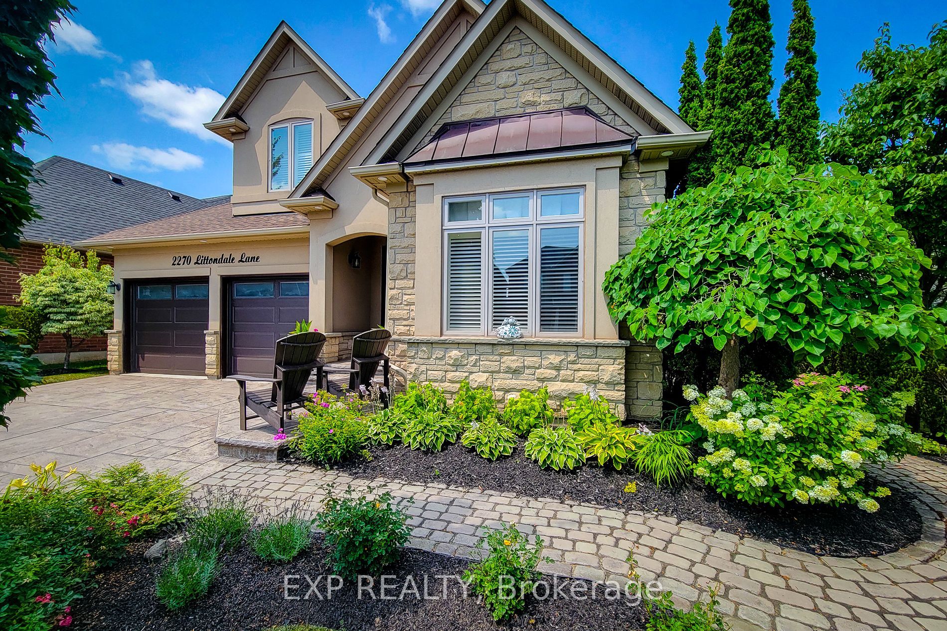 2270 Littondale Lane, Oakville, ON L6M 0B7 photo 2