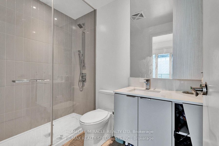 3883 Quartz Road 220, Mississauga, ON L5B 0M4 photo 3