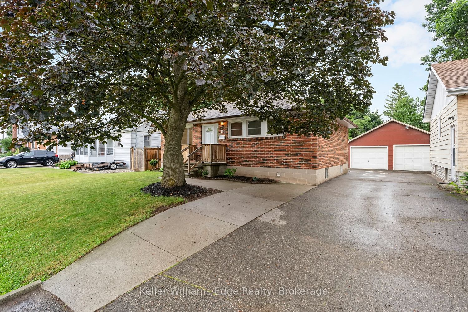 292 Mill Street E, Halton Hills, ON L7J 1J9 photo 3