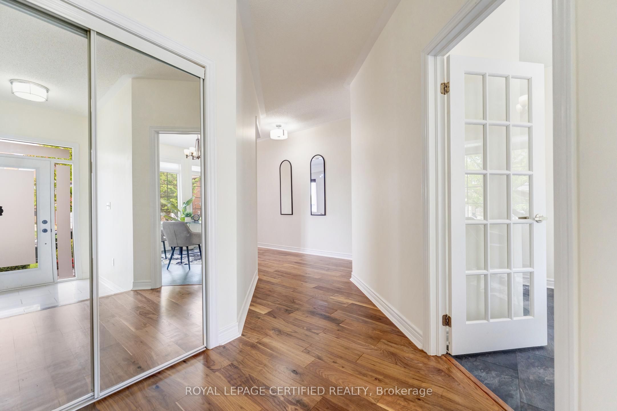 515 Hinchey Crescent, Milton, ON L9T 7X4 photo 4